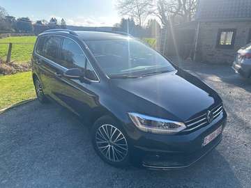 Touran Highline 2.0TDI 150cv DSG / PANO / 7 Seats