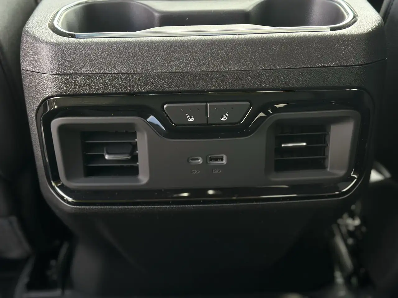 GMC Sierra 2500HD снимка GMC Sierra 2500HD