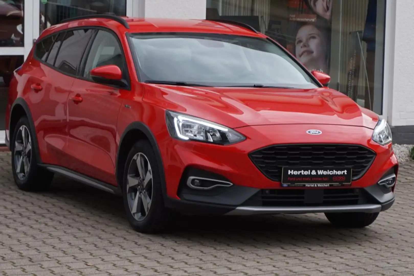 Ford Focus Turnier 1.5 EcoBoost Start-Stopp-System Aut. ACTIV Rouge - 1