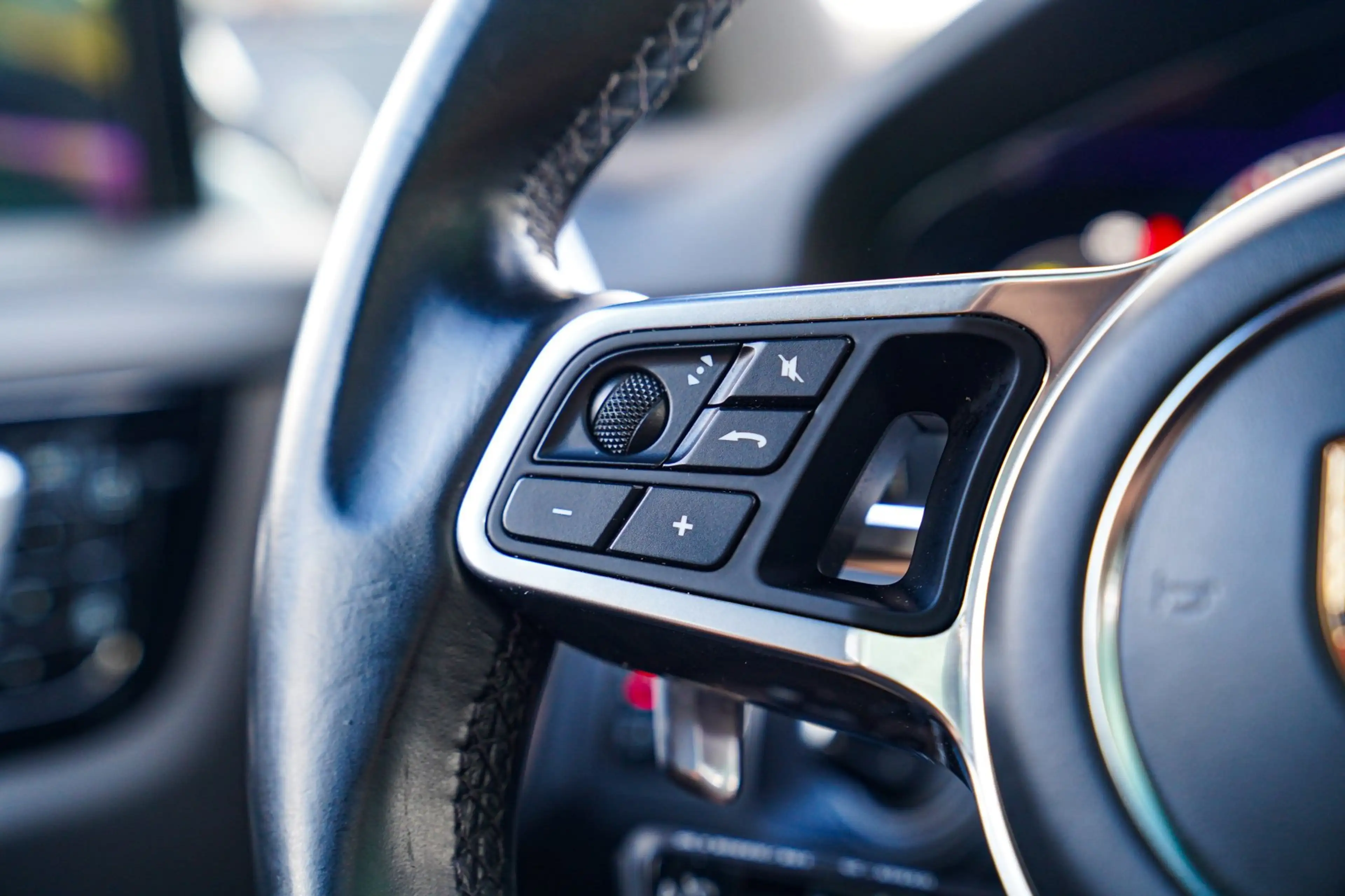 Porsche Cayenne 3.0 E-Hybrid | Massage | Stoelverkoeling | 360 Cam — photo 40