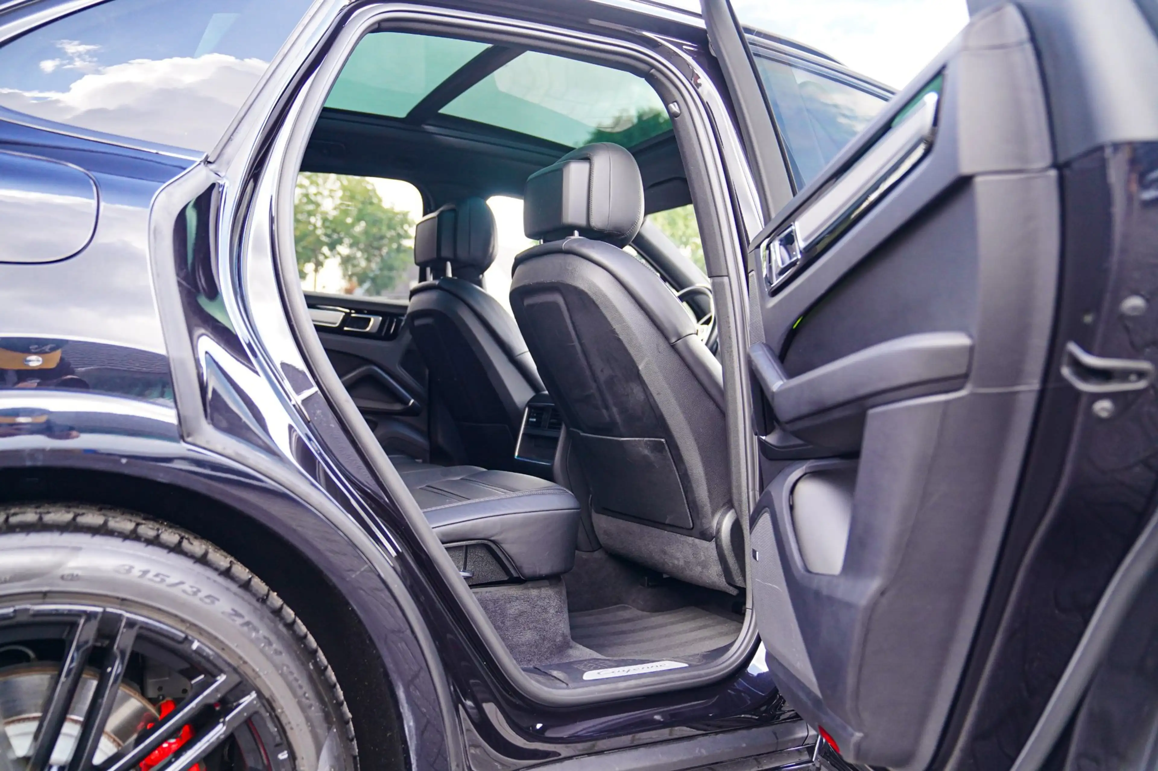 Porsche Cayenne 3.0 E-Hybrid | Massage | Stoelverkoeling | 360 Cam — photo 4