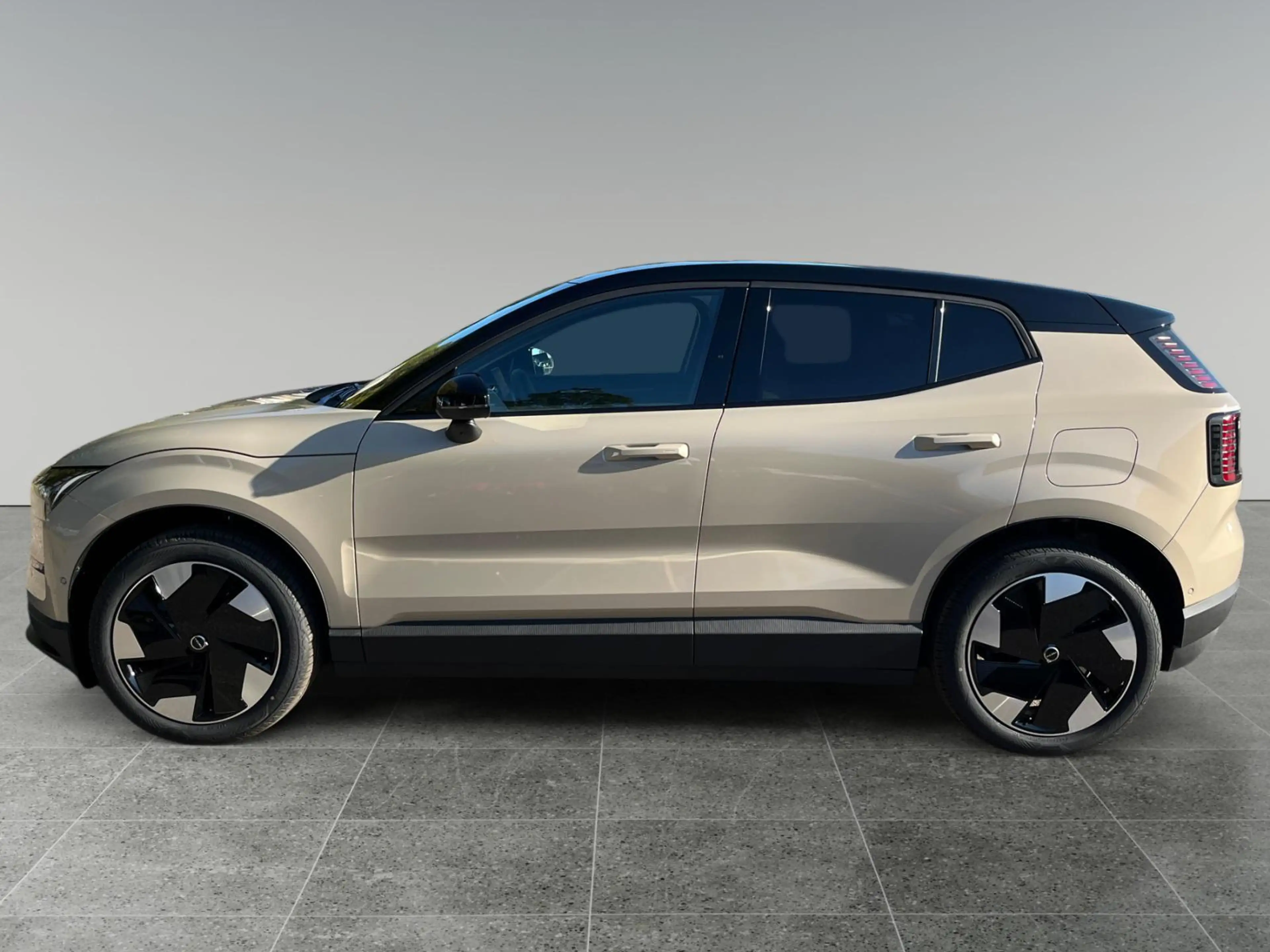 Volvo EX30 P5 Long Range Ultra Europa 69 kWh | Panoramadak | — photo 2