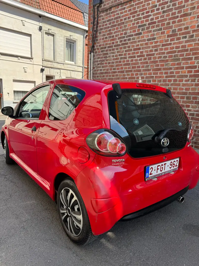 Toyota Aygo Aygo 1.0i VVT-i Rood - 2