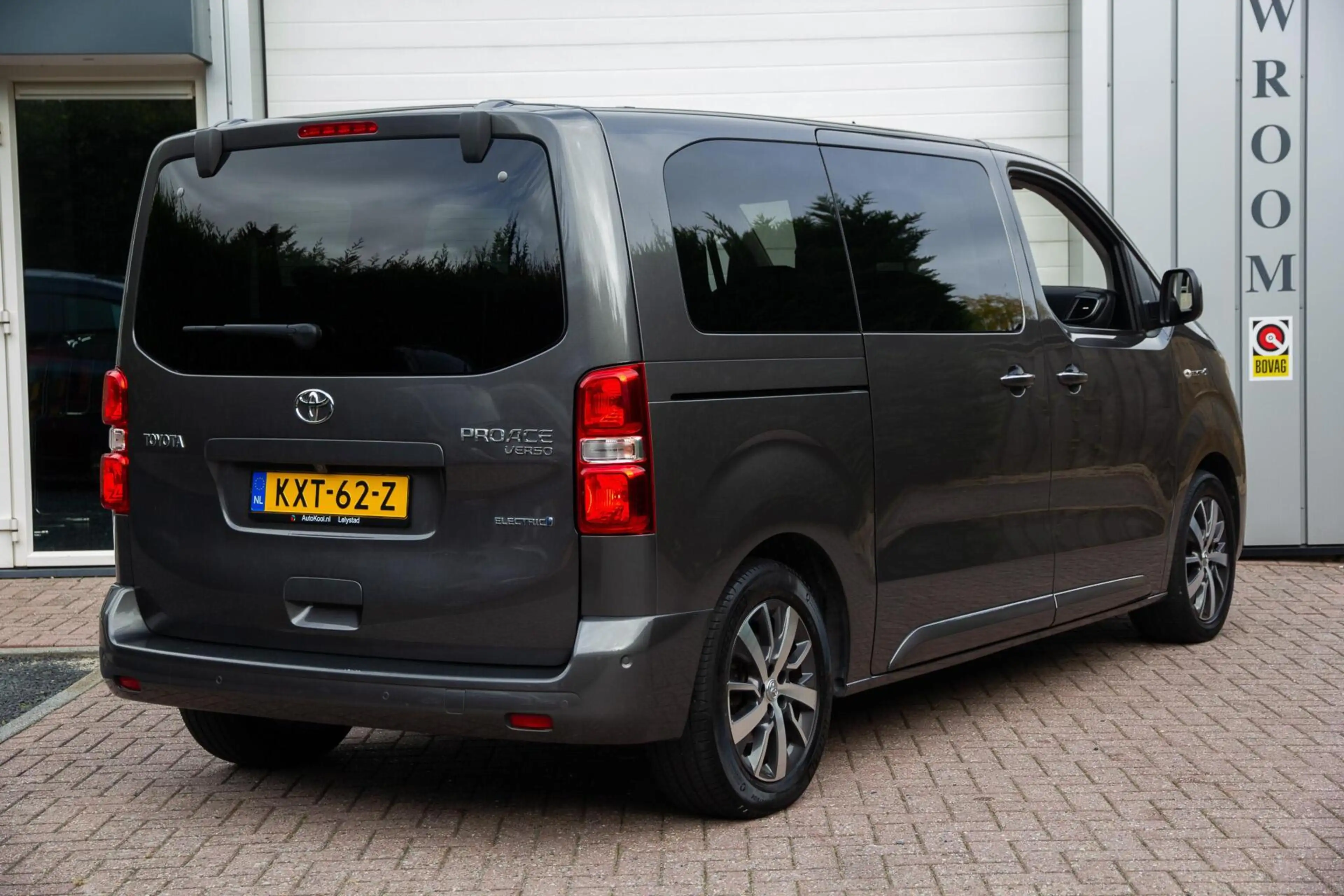 Toyota Proace Electric Shuttle Extra Range 75 kWh 8-Persoons — photo 3