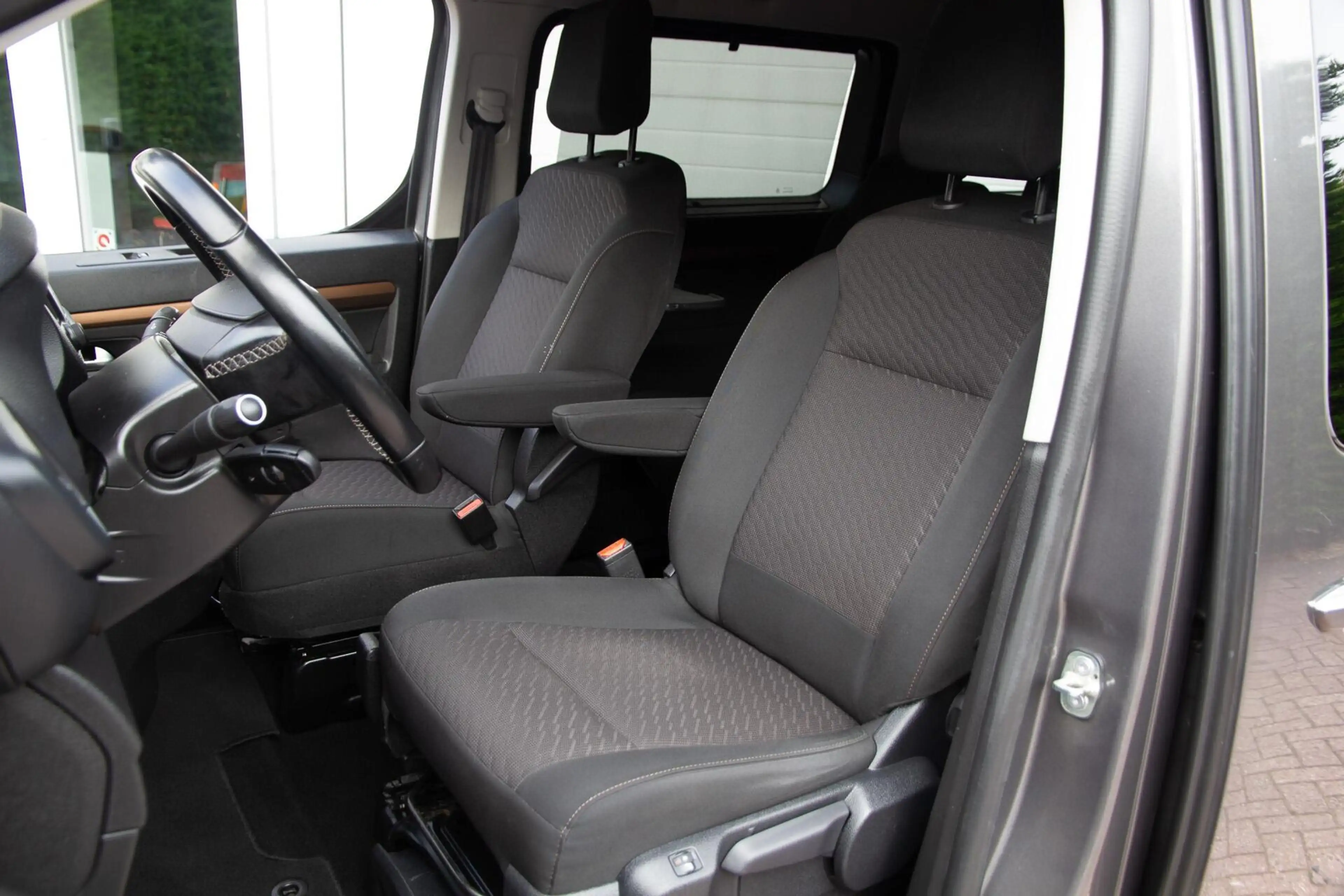 Toyota Proace Electric Shuttle Extra Range 75 kWh 8-Persoons — photo 6