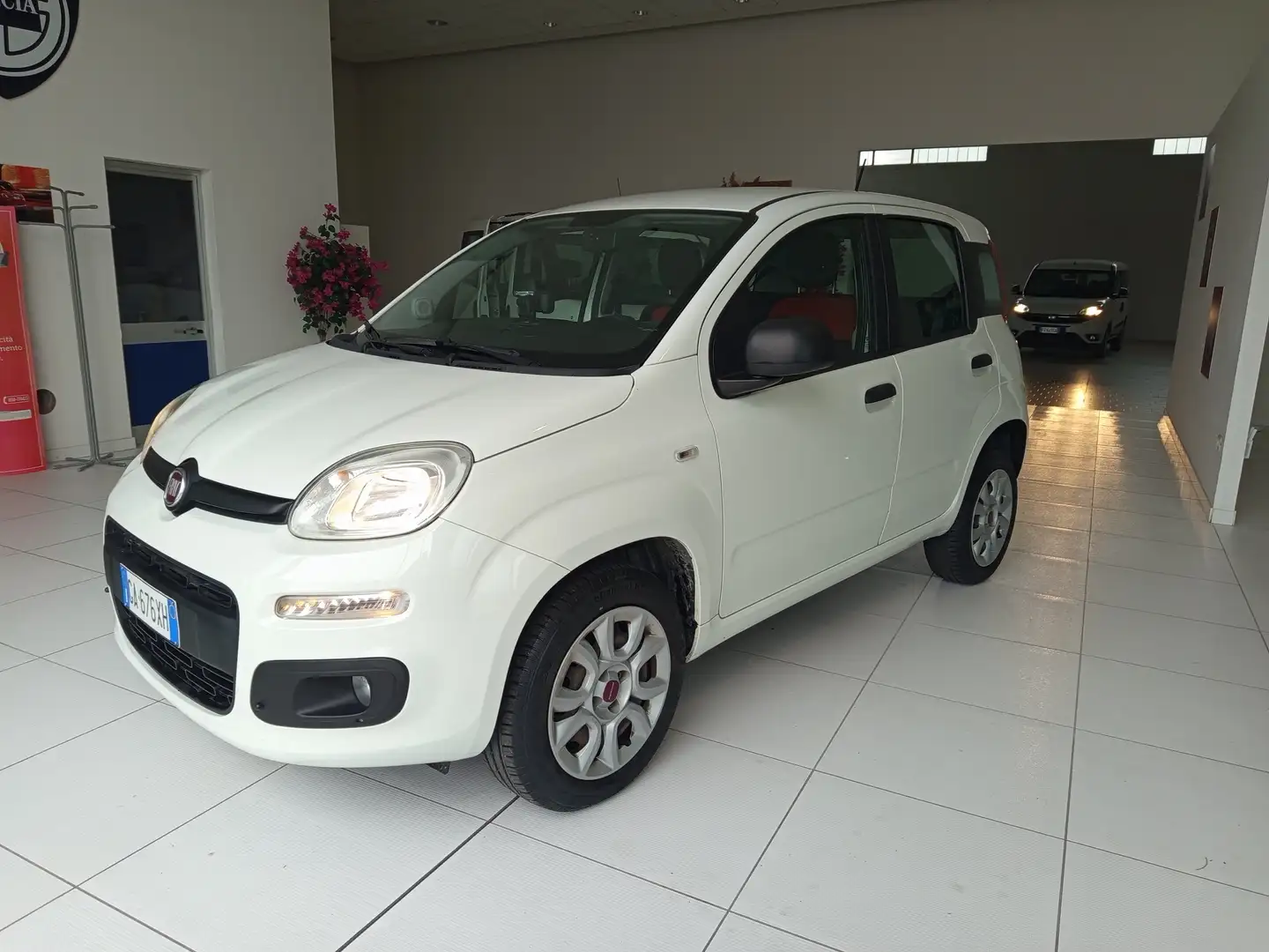Fiat Panda Panda 2016 0.9 t.air t. natural power Lounge 70cv Weiß - 2