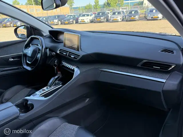 Peugeot 5008 view 13
