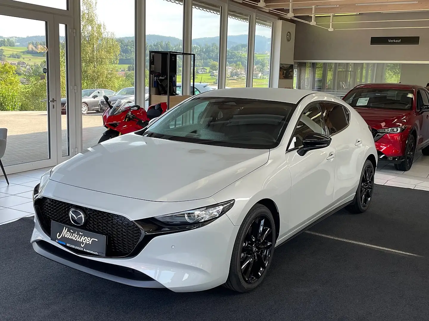 Mazda 3 Mazda3 e-Skyactiv-G140 Nagisa Grau - 1