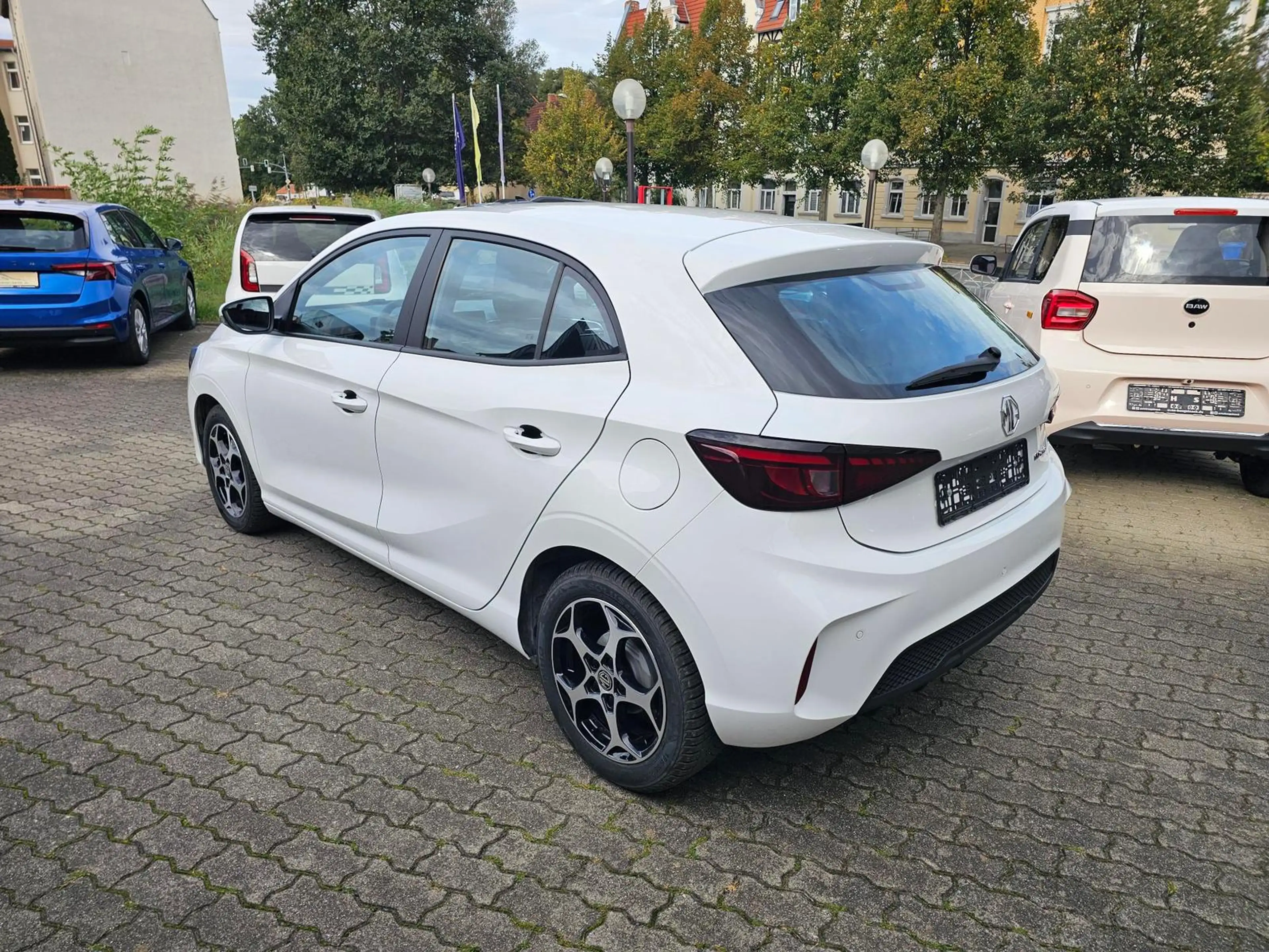 MG MG3 1.5 Comfort+5-TÜREN+RÜCKFAHRKAMERA+ALLWETTER — photo 4