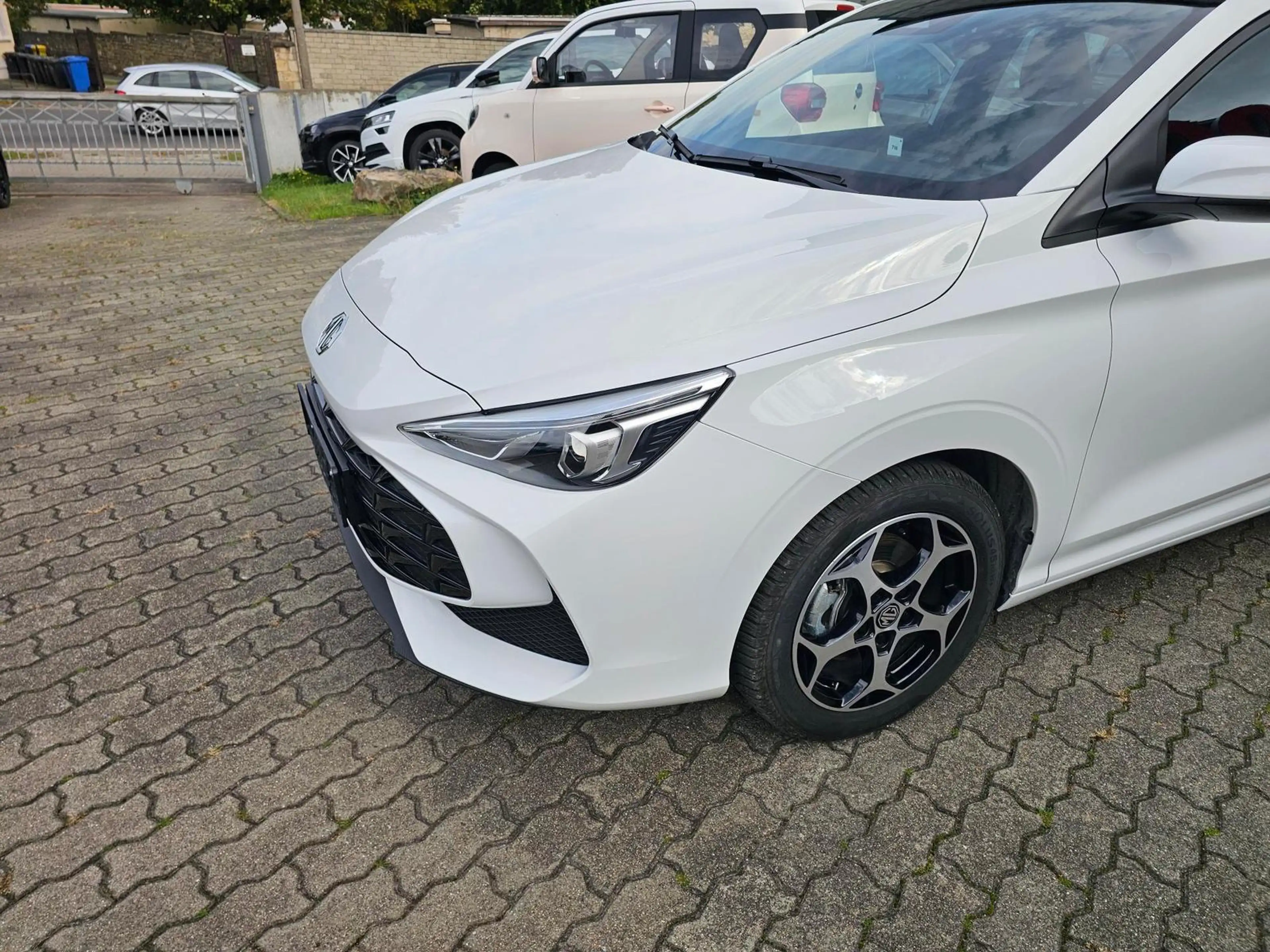 MG MG3 1.5 Comfort+5-TÜREN+RÜCKFAHRKAMERA+ALLWETTER — photo 8
