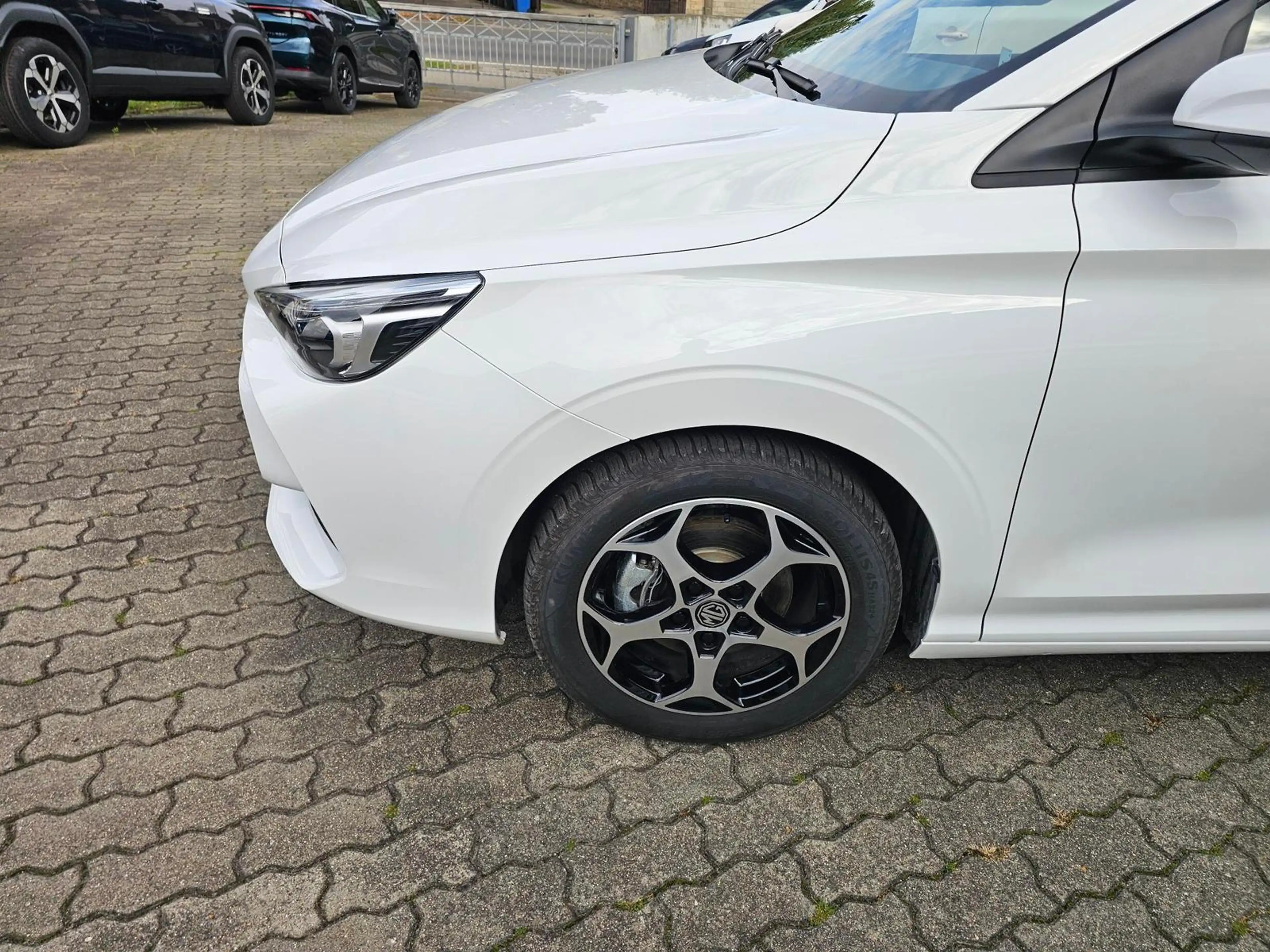 MG MG3 1.5 Comfort+5-TÜREN+RÜCKFAHRKAMERA+ALLWETTER — photo 7