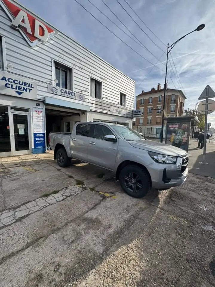 Toyota Hilux