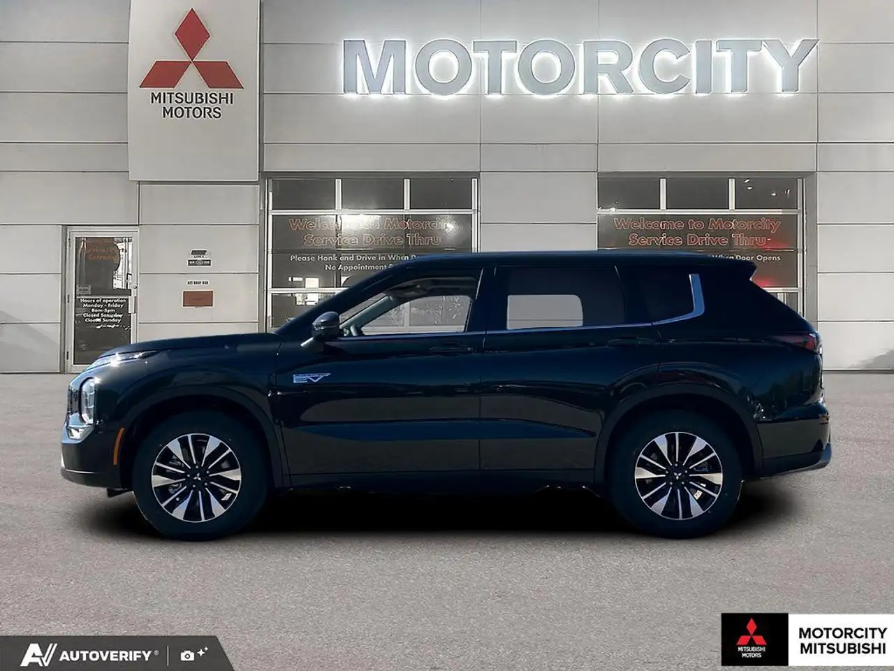 Mitsubishi Outlander снимка Mitsubishi Outlander
