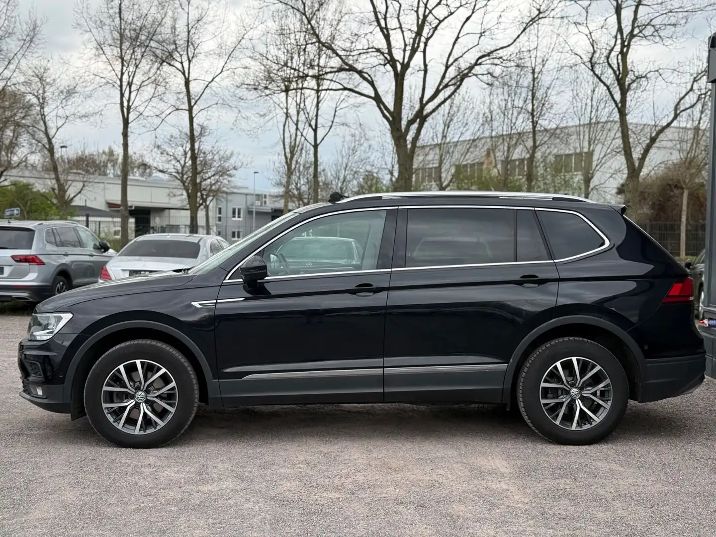 Volkswagen Tiguan Allspace |PANO|360KAM|ACC|AHK|DSG|MEMORY Schwarz - 2