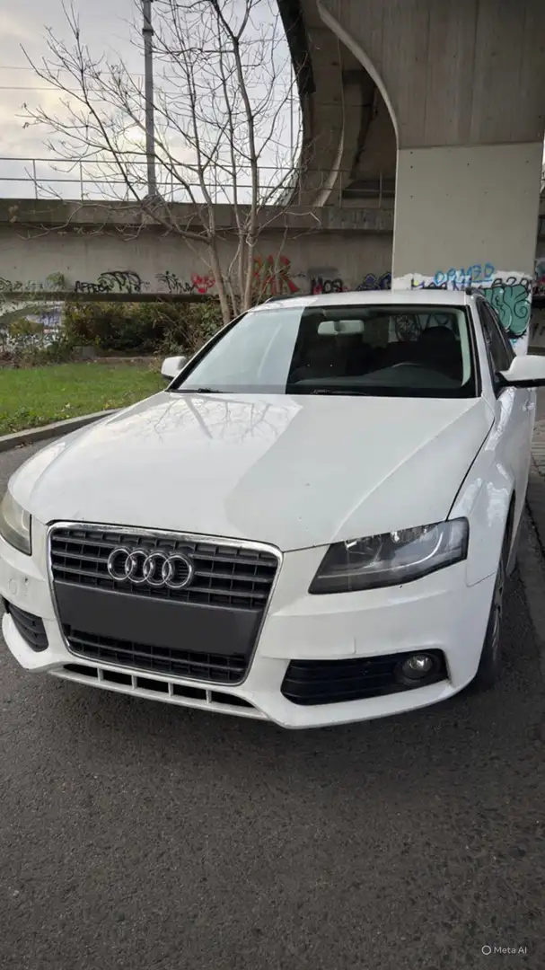 Audi A4 Avant 1,8 TFSI Jubiläumsmodell Weiß - 1