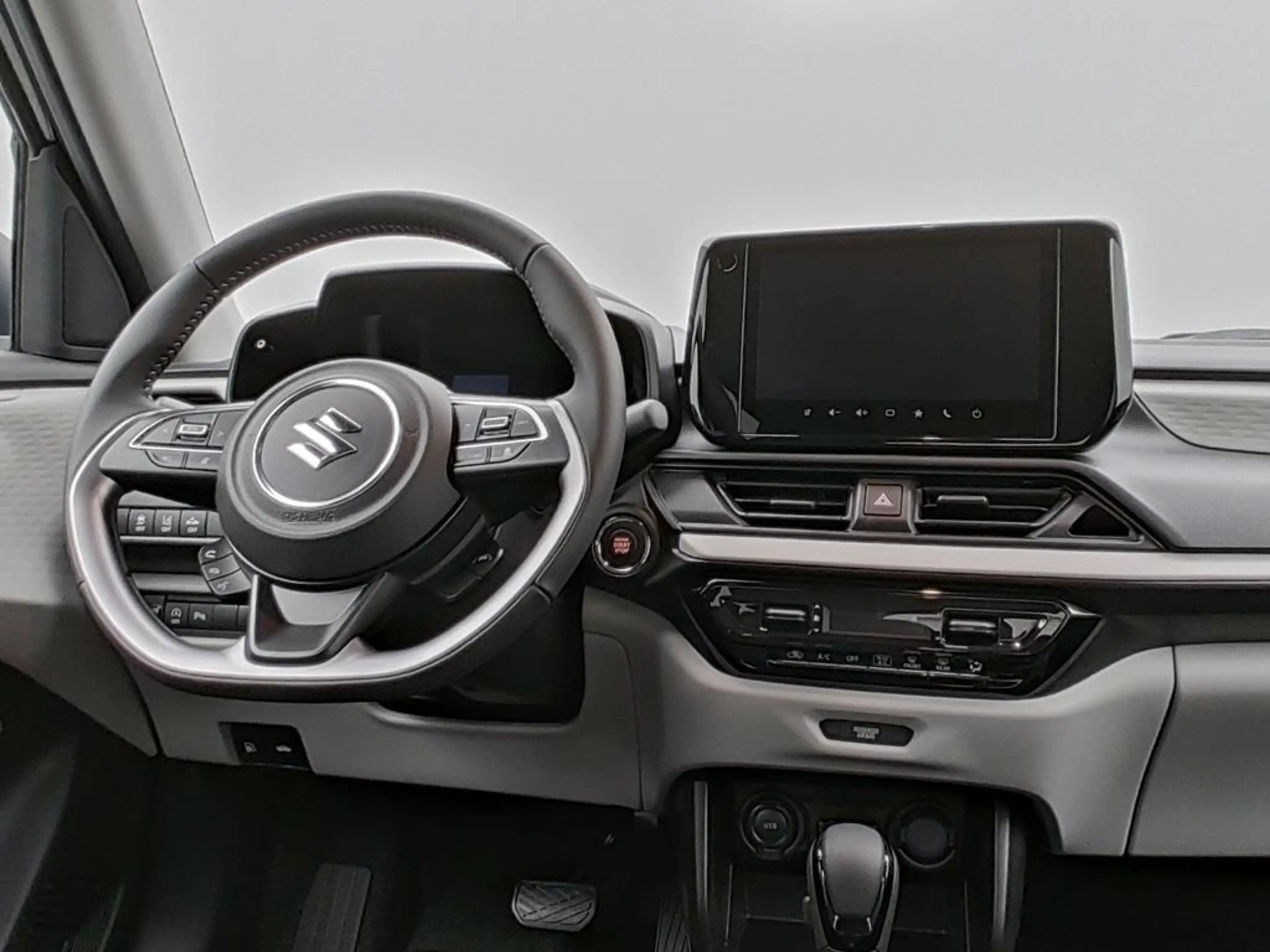 Suzuki Swift COMFORT CVT HYBRID — photo 13