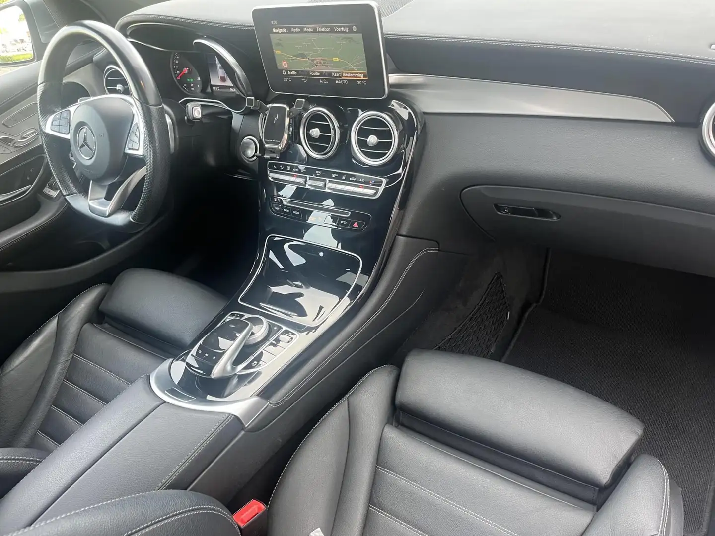 Mercedes-Benz GLC 350 Coupé 350e 4MATIC AMG 320PK PANO+MEMORY Gris - 2