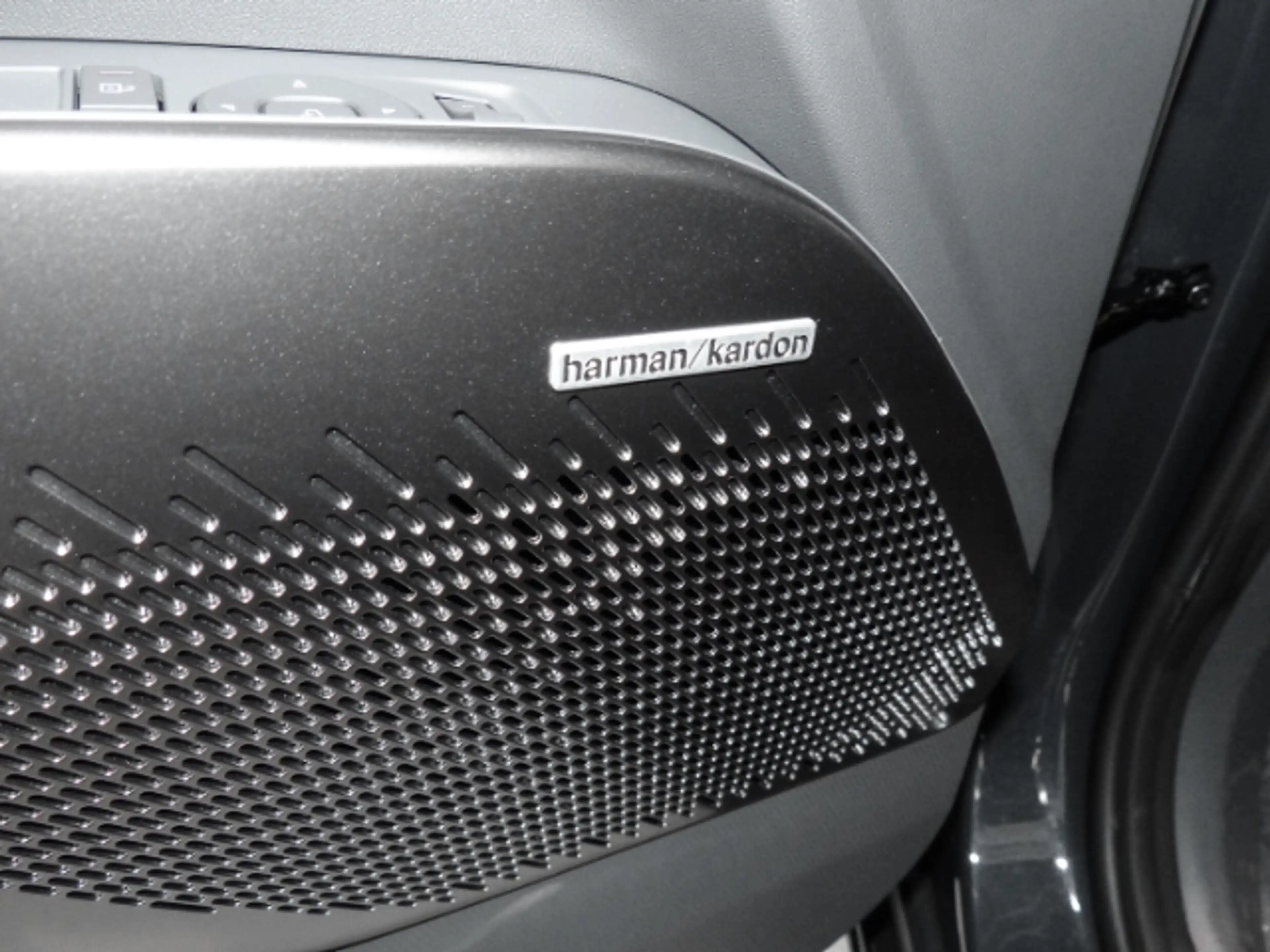 Kia EV2 108 kW Earth Digitales Cockpit Soundsystem HarmanK — photo 14