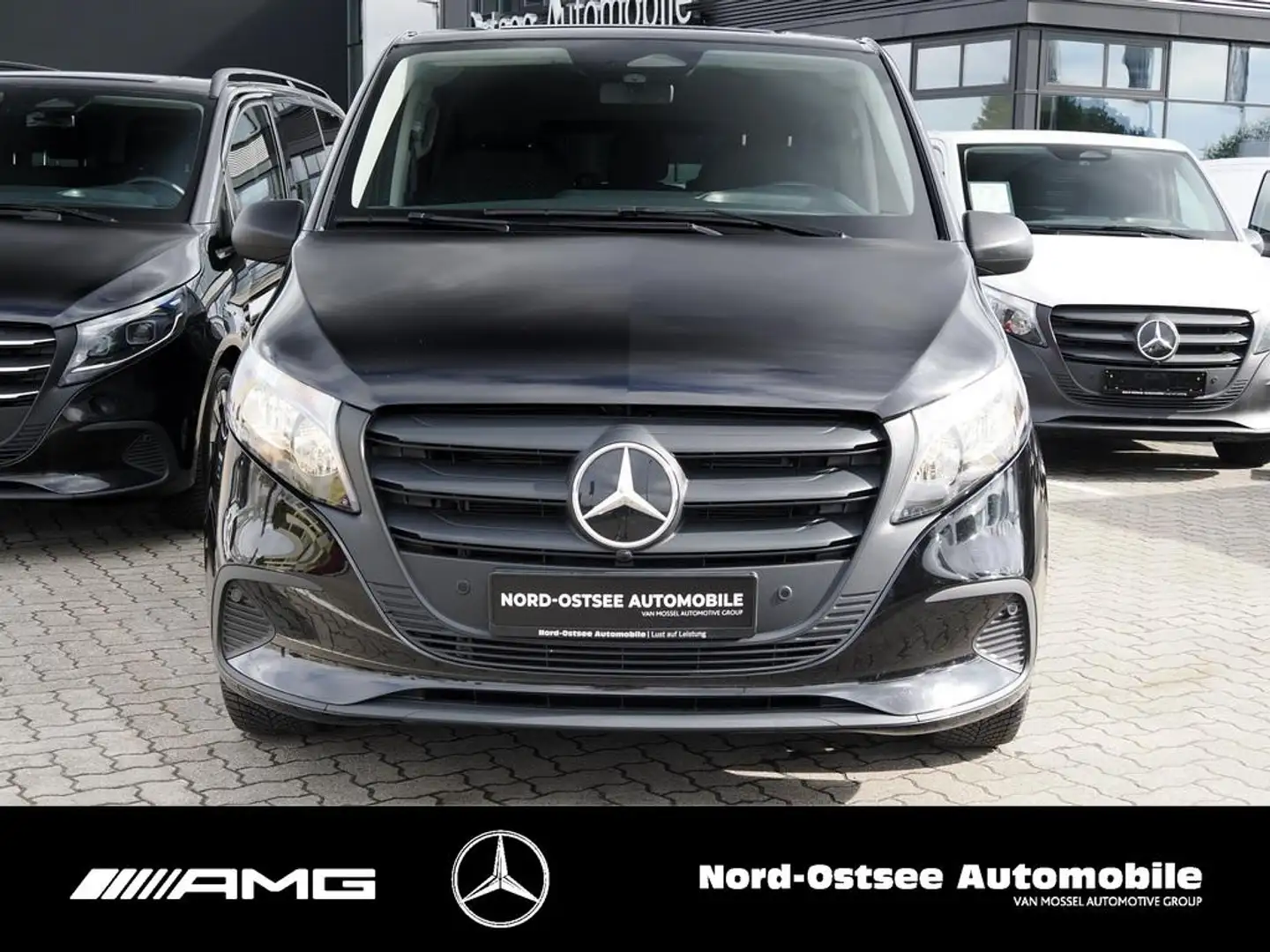 Mercedes-Benz Vito 116 TOURER NEUES MODELL AHK 2,5T KAM MBUX Negro - 2