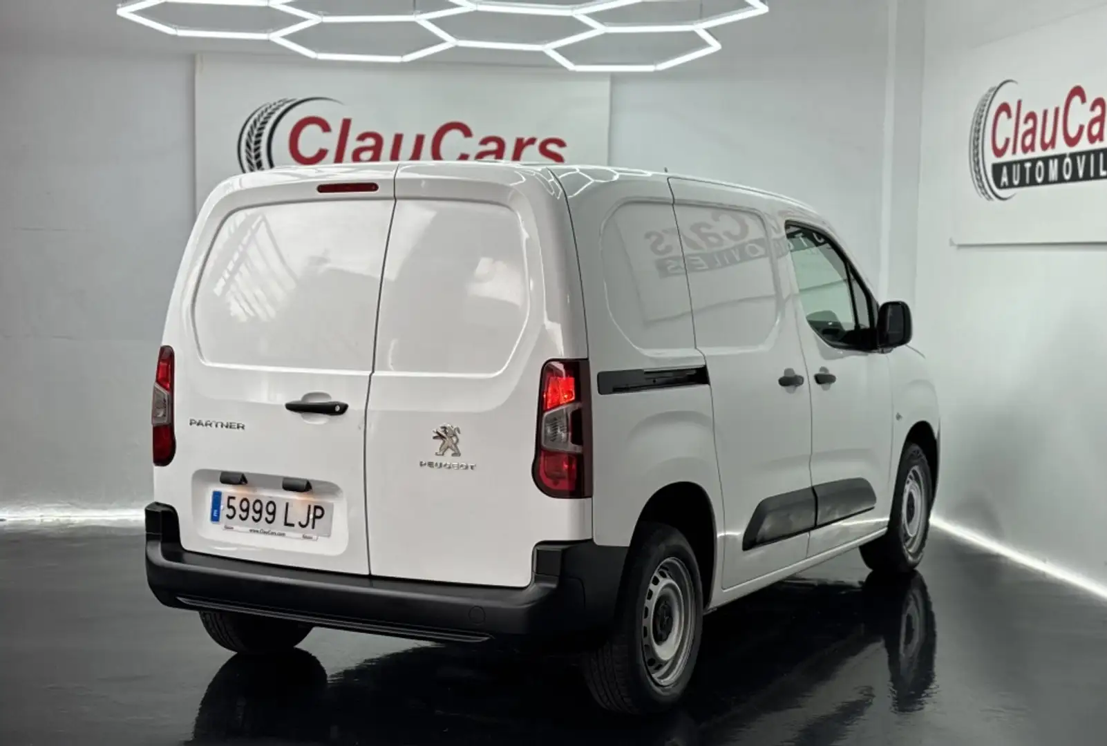 Peugeot Partner 1.5BlueHDI S&S Premium Standard 600kg 75 Blanco - 2