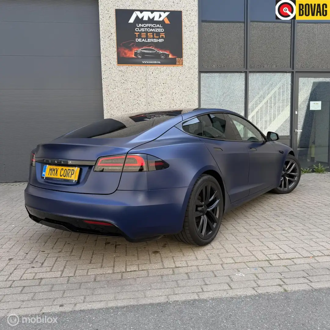 tesla model s