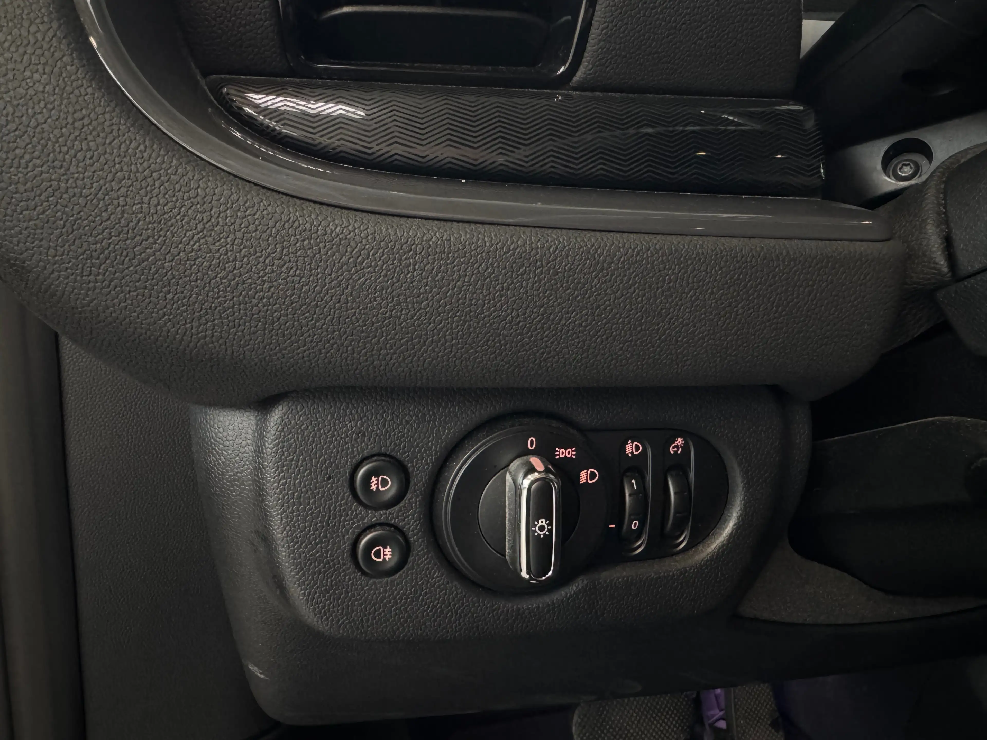 MINI One Clubman NAVI/CARPLAY/2.HAND/UNIONJACK/AUTOM. — photo 28