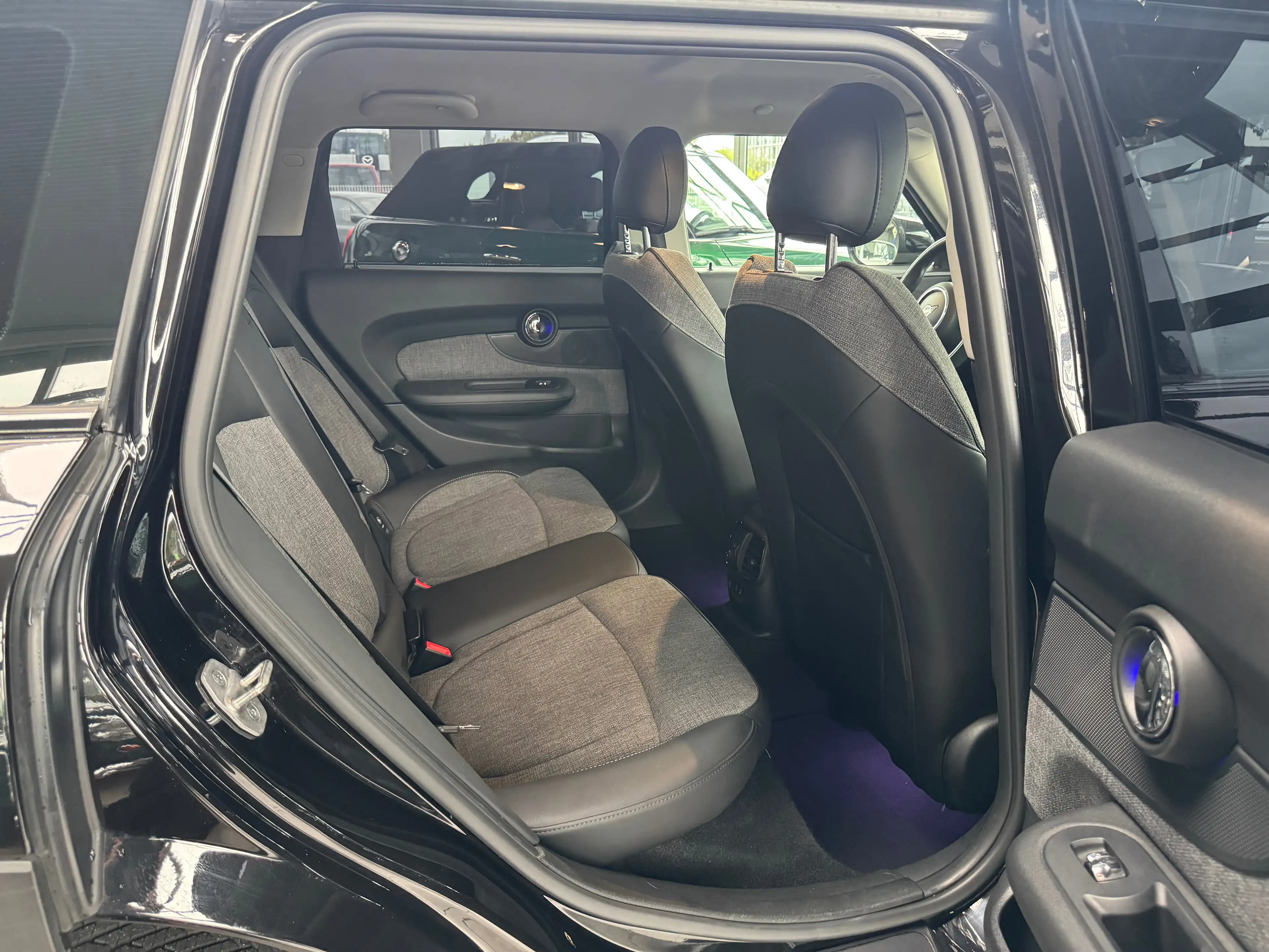 MINI One Clubman NAVI/CARPLAY/2.HAND/UNIONJACK/AUTOM. — photo 18