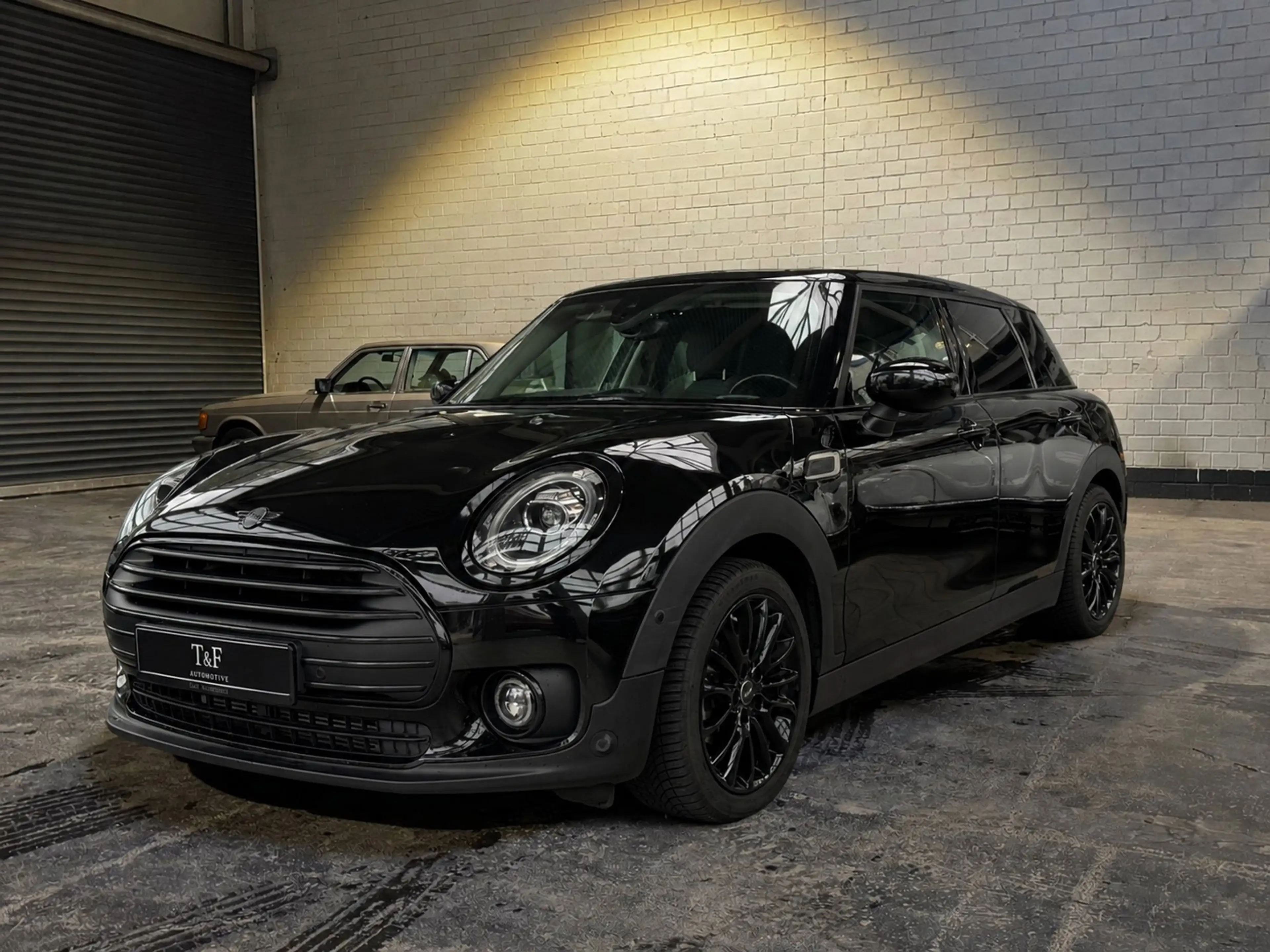 MINI One Clubman NAVI/CARPLAY/2.HAND/UNIONJACK/AUTOM.