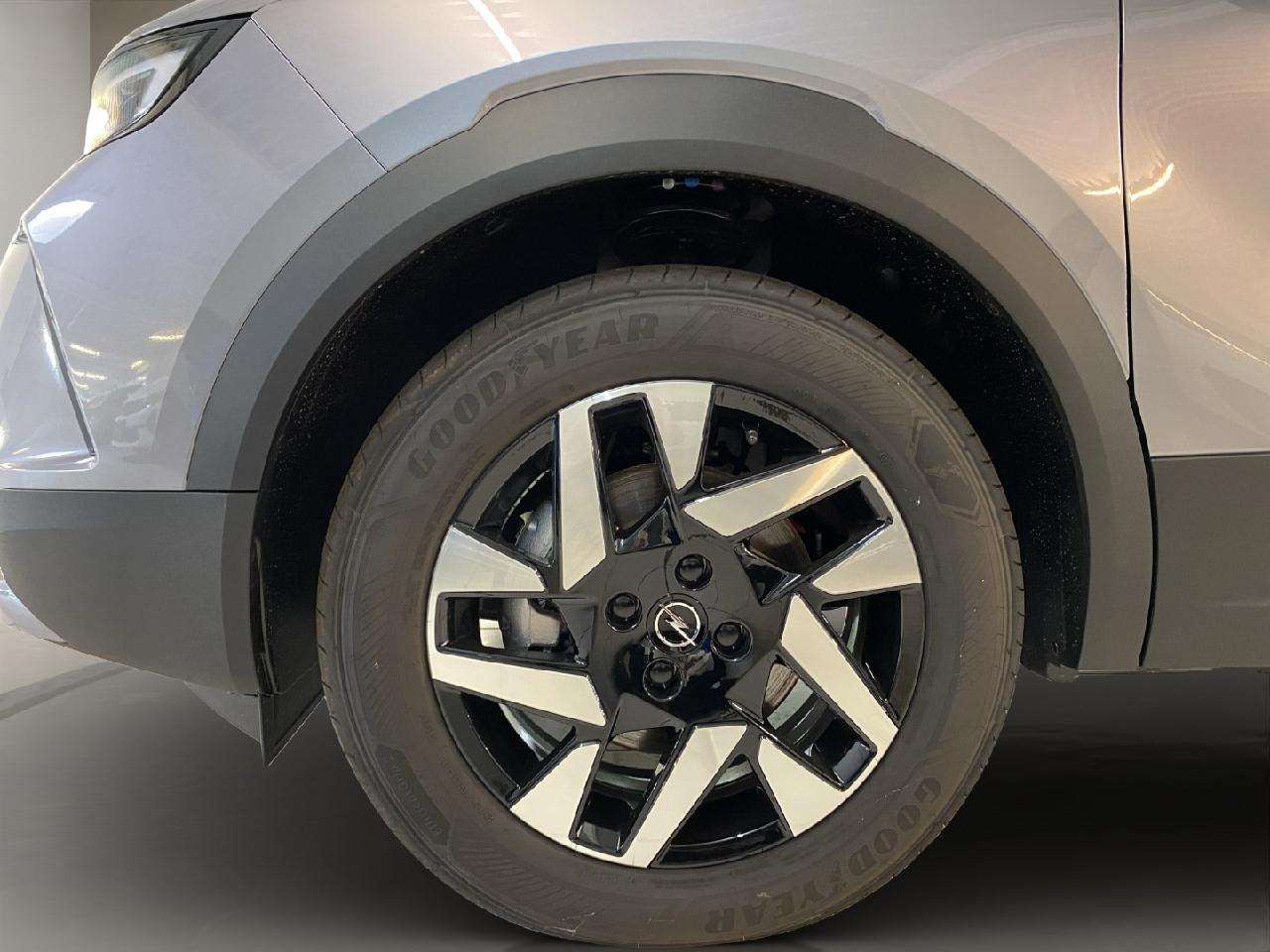 Opel Mokka E