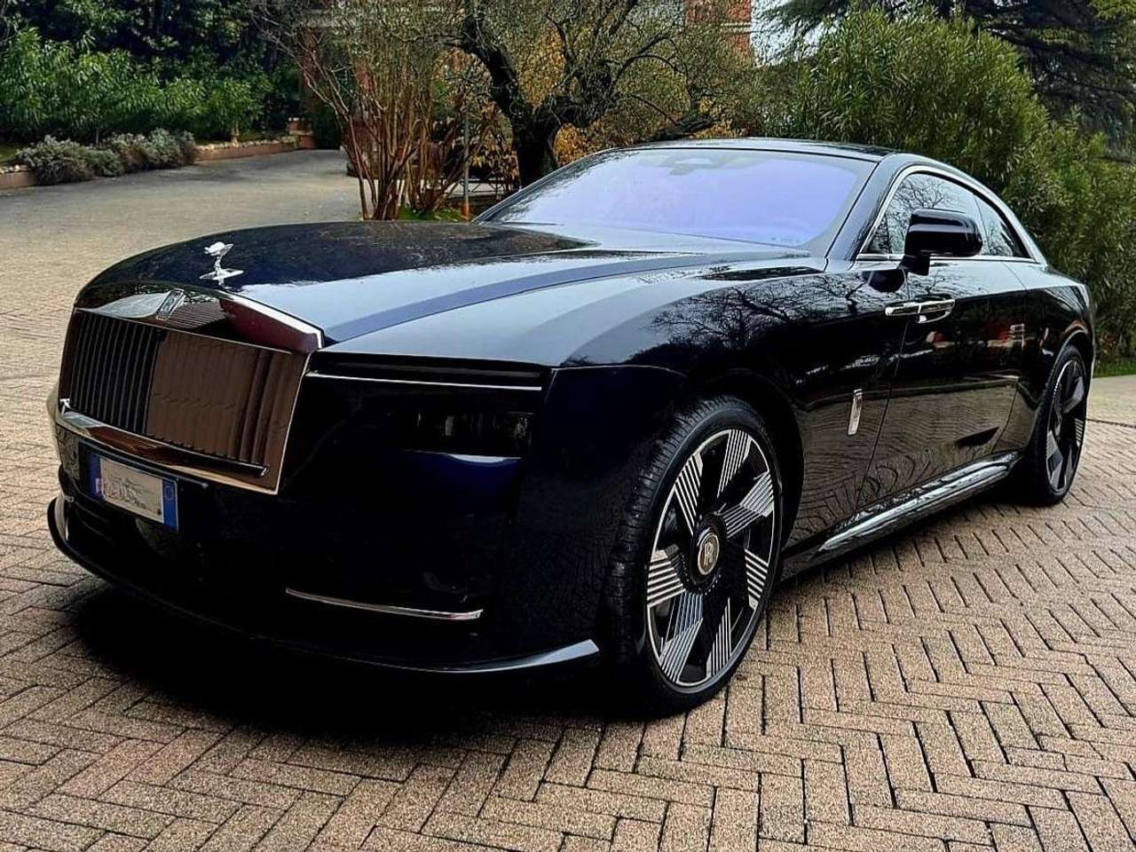 Rolls-Royce Spectre Spectre