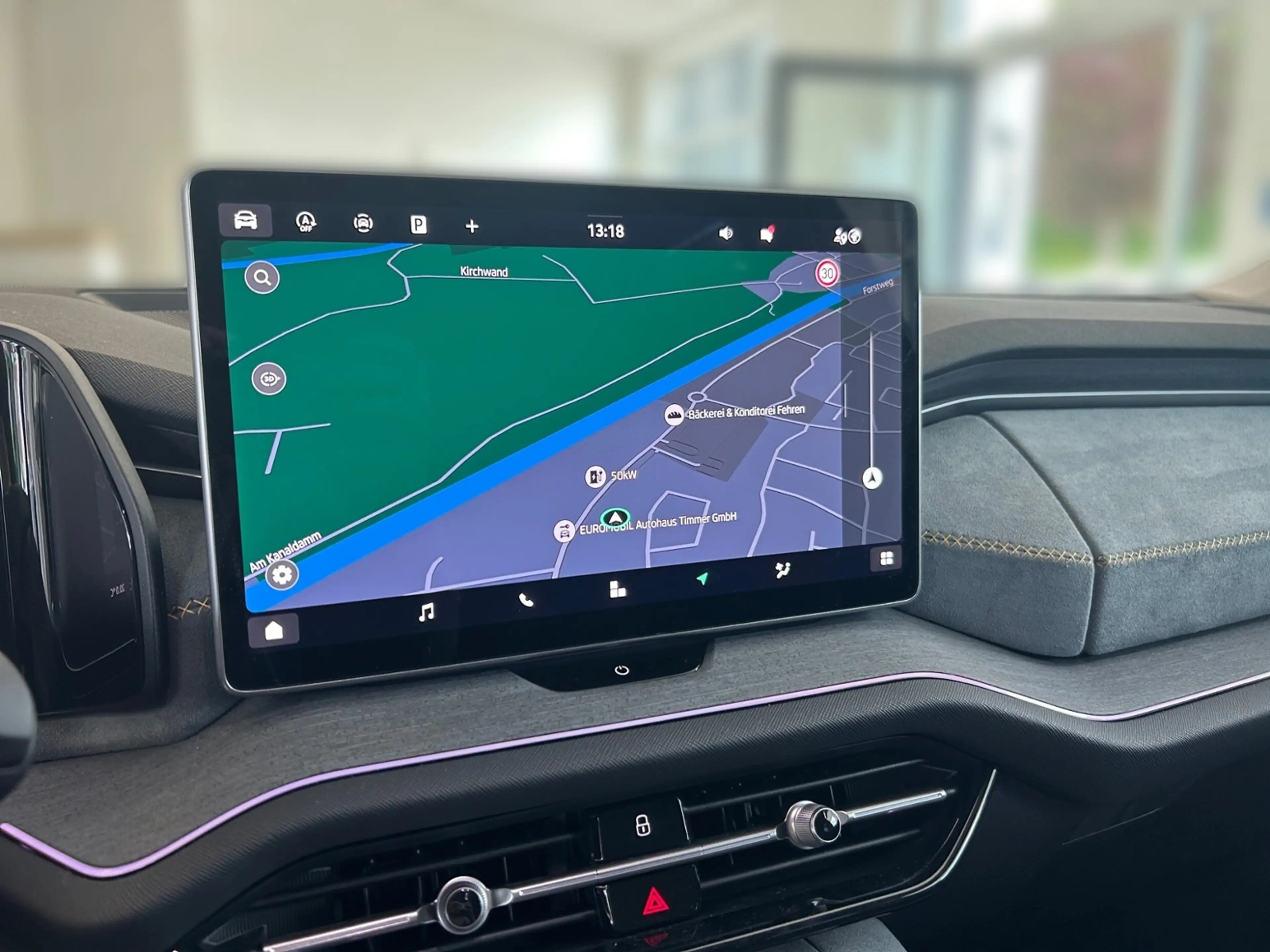 Skoda Kodiaq Selection 2.0 TDI DSG +AHK +RKAM +SHZ +NAVI +LED — photo 13