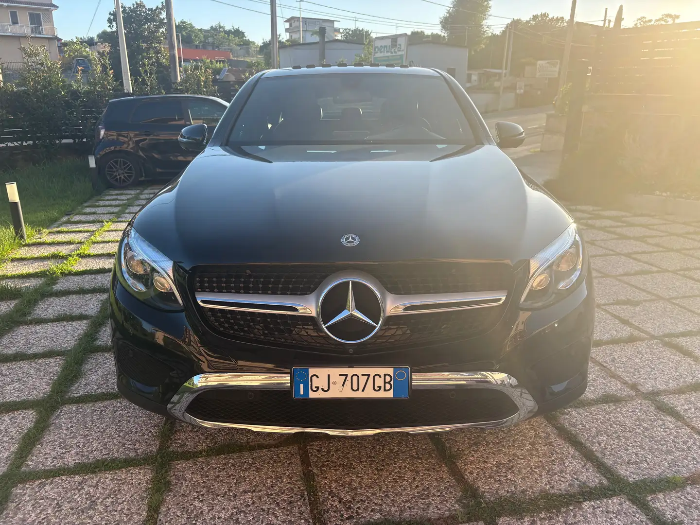 Mercedes-Benz GLC 220 GLC Coupe d Premium tetto pelle navi camera360 Nero - 2