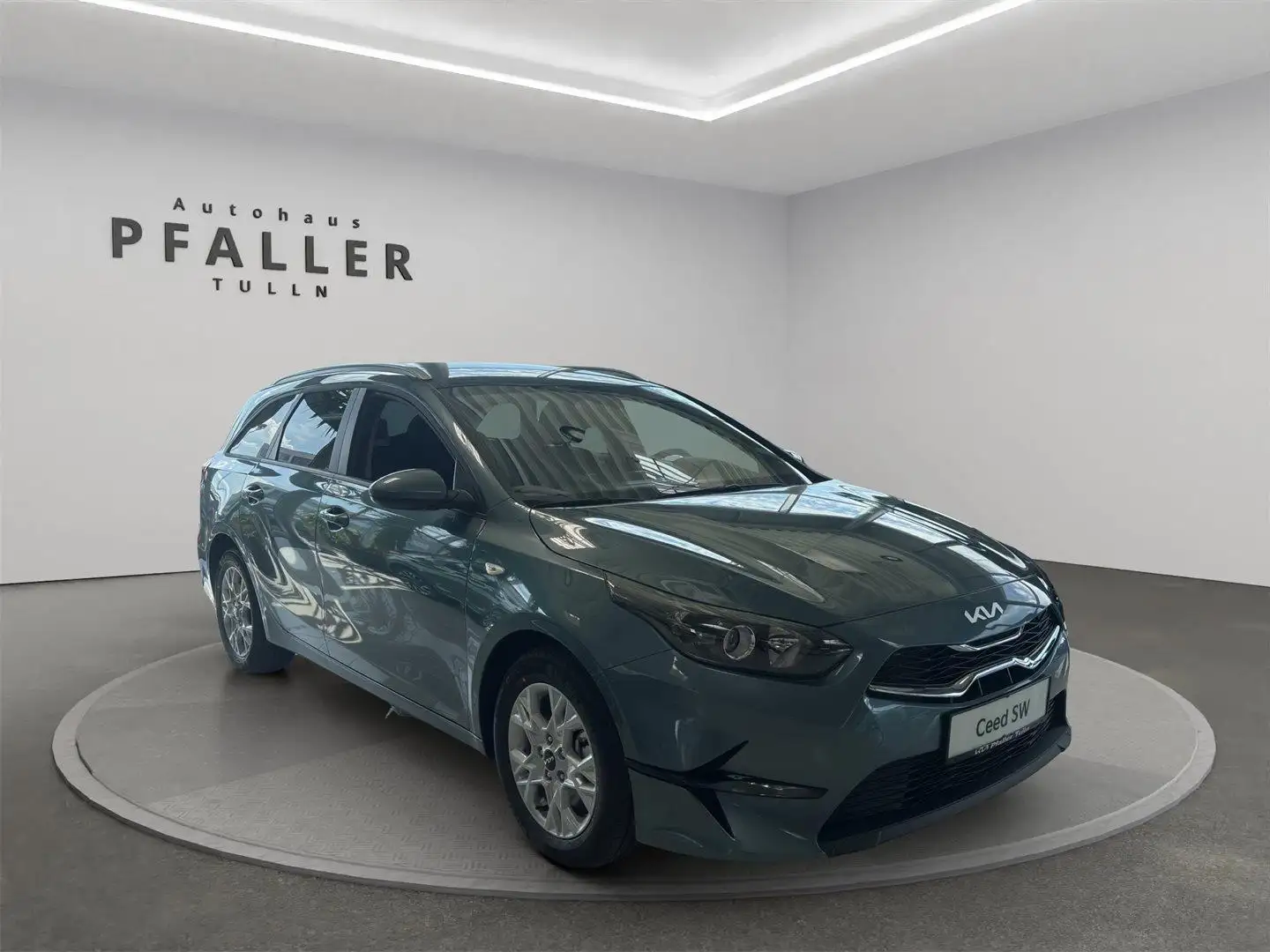 Kia Ceed SW / cee'd SW ceed SW 1,0 TGDI ISG GPF Titan P1 - 2