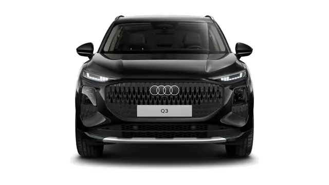 Audi Q3 view 5