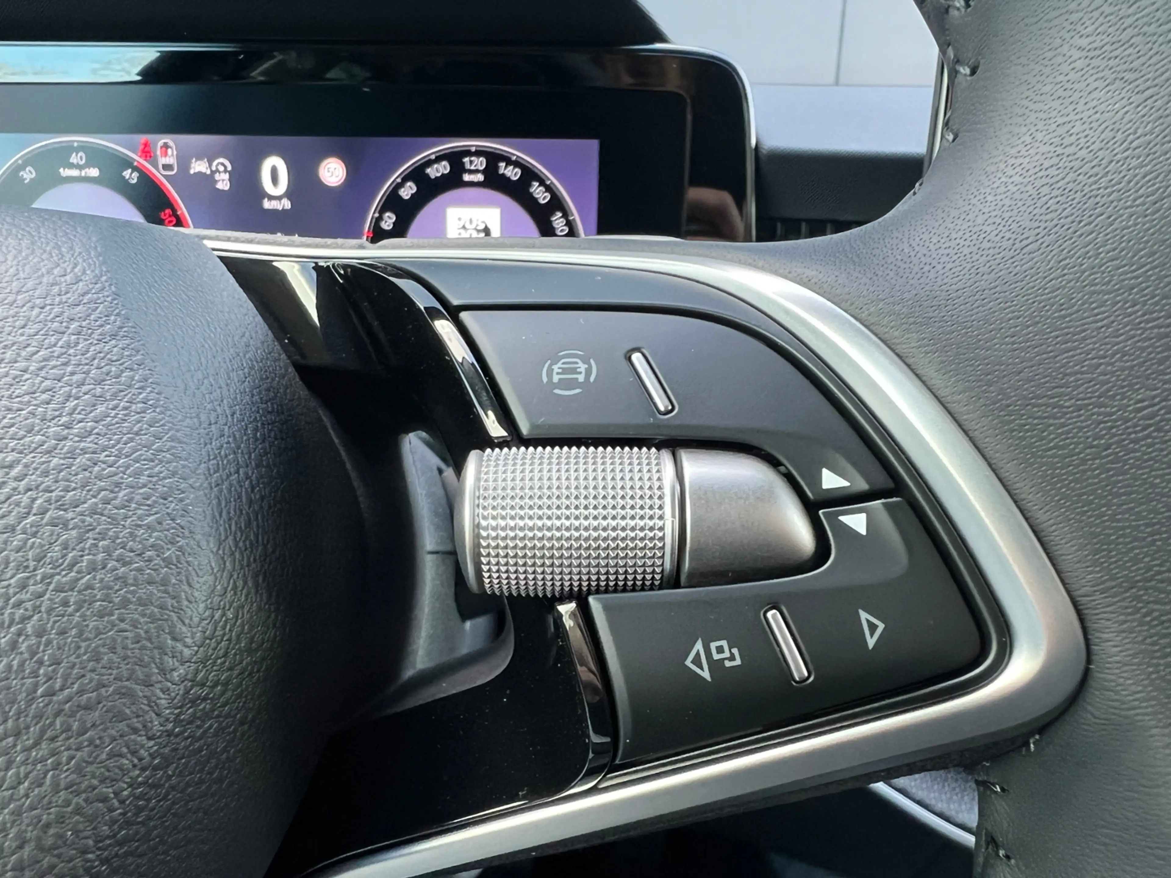 Skoda Superb Combi Selection 2.0 TDI DSG *AHK, Navi, 19" LM-Fe — photo 11