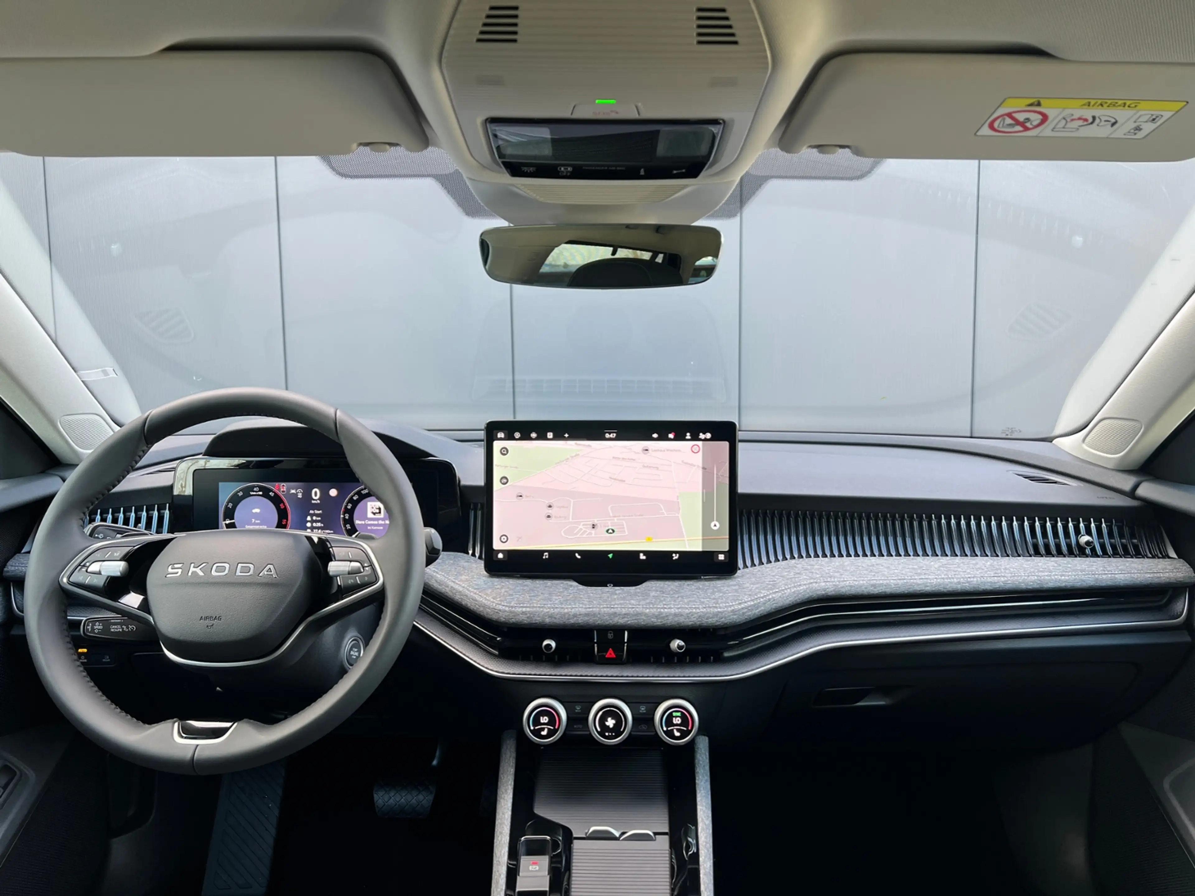 Skoda Superb Combi Selection 2.0 TDI DSG *AHK, Navi, 19" LM-Fe — photo 9
