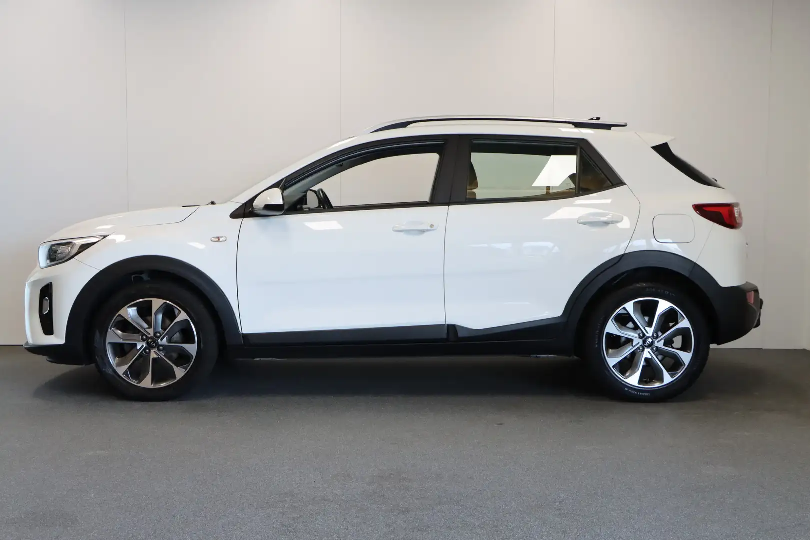 Kia Stonic 1.0 T-GDi DynamicLine Trekhaak Wit - 2