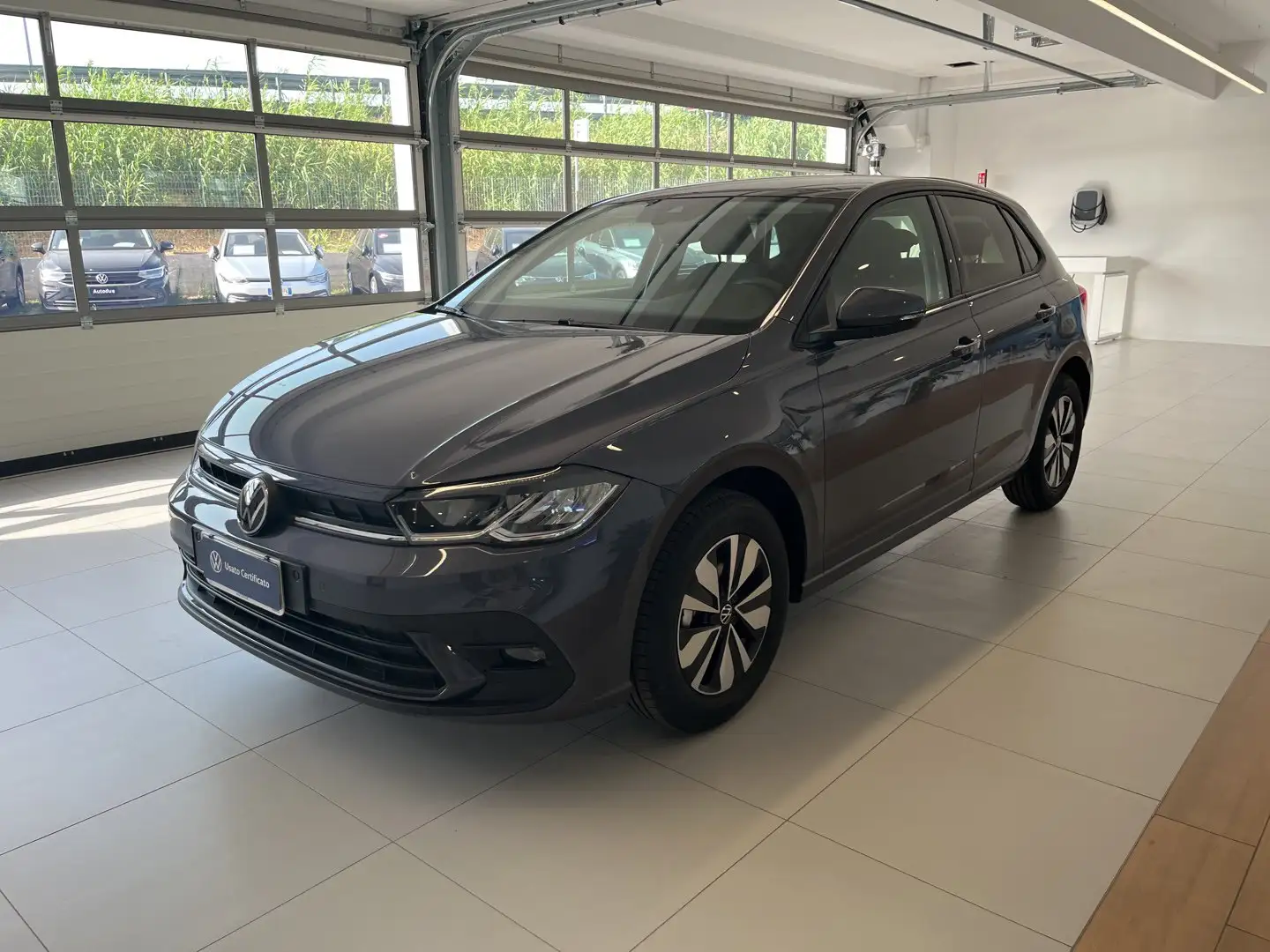Volkswagen Polo 1.0 EDITION PLUS 80 CV Grigio - 1