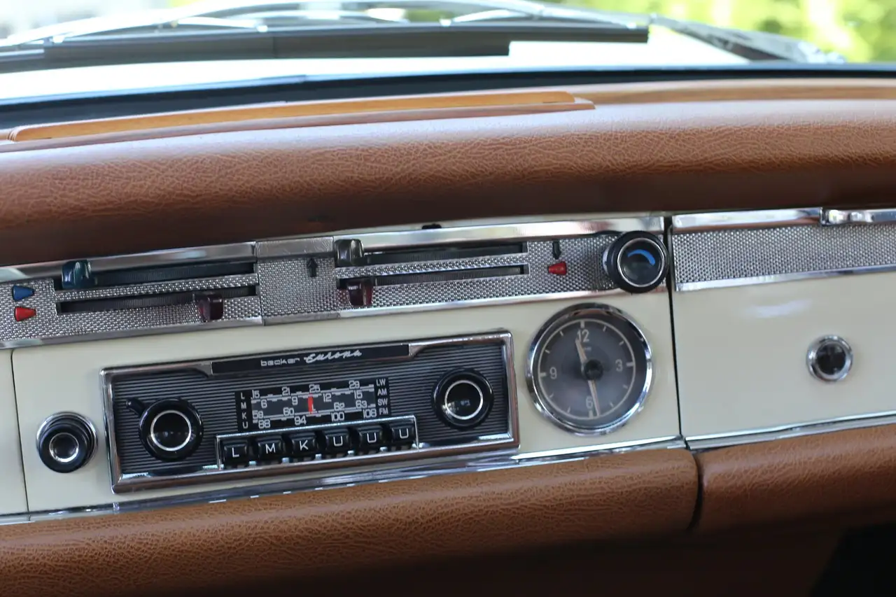 Mercedes-Benz SL 230 W113 Pagode Schalter, foto 7