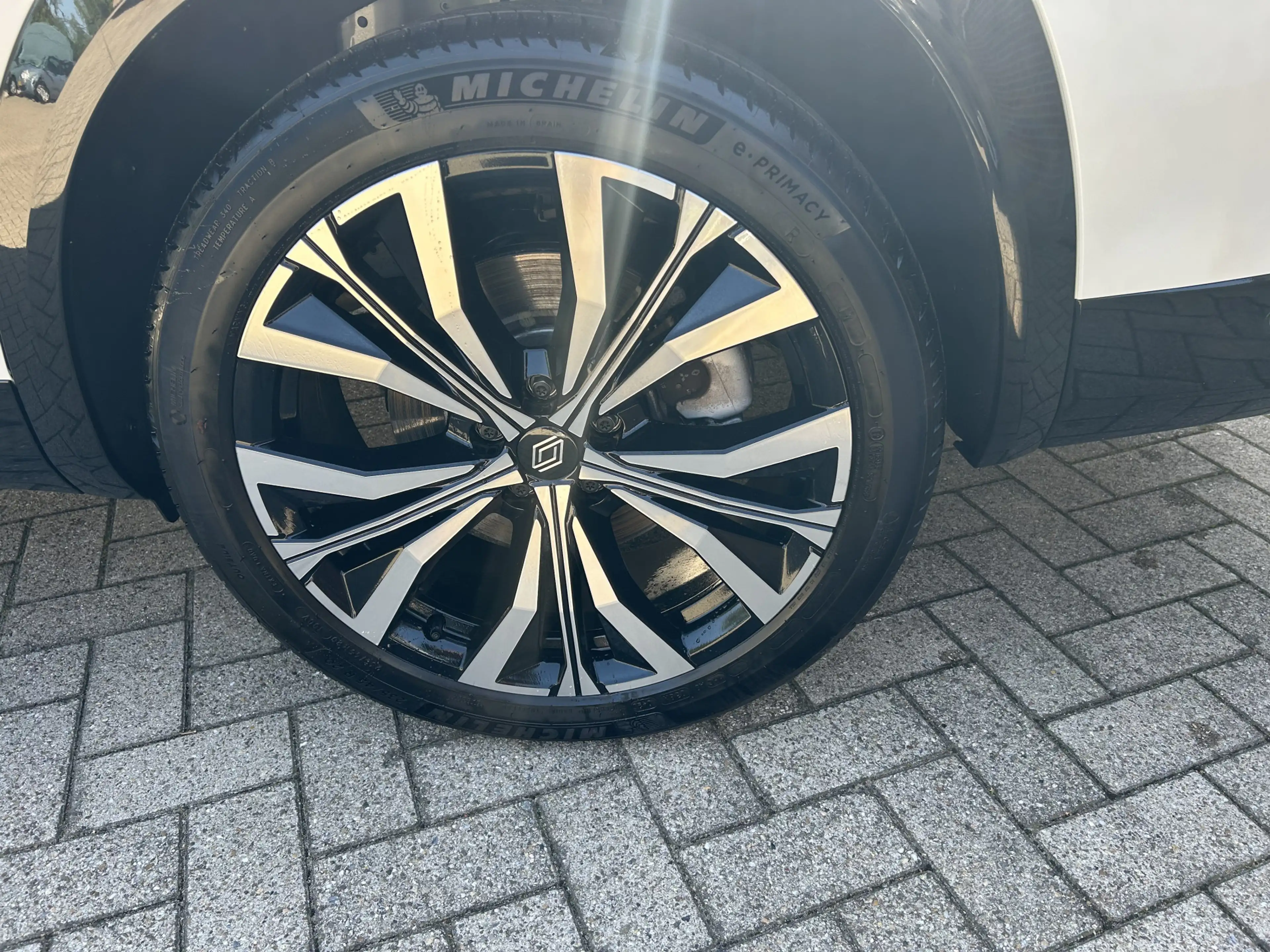 Renault Espace E-Tech full hybrid 200 iconic 5p. — photo 10