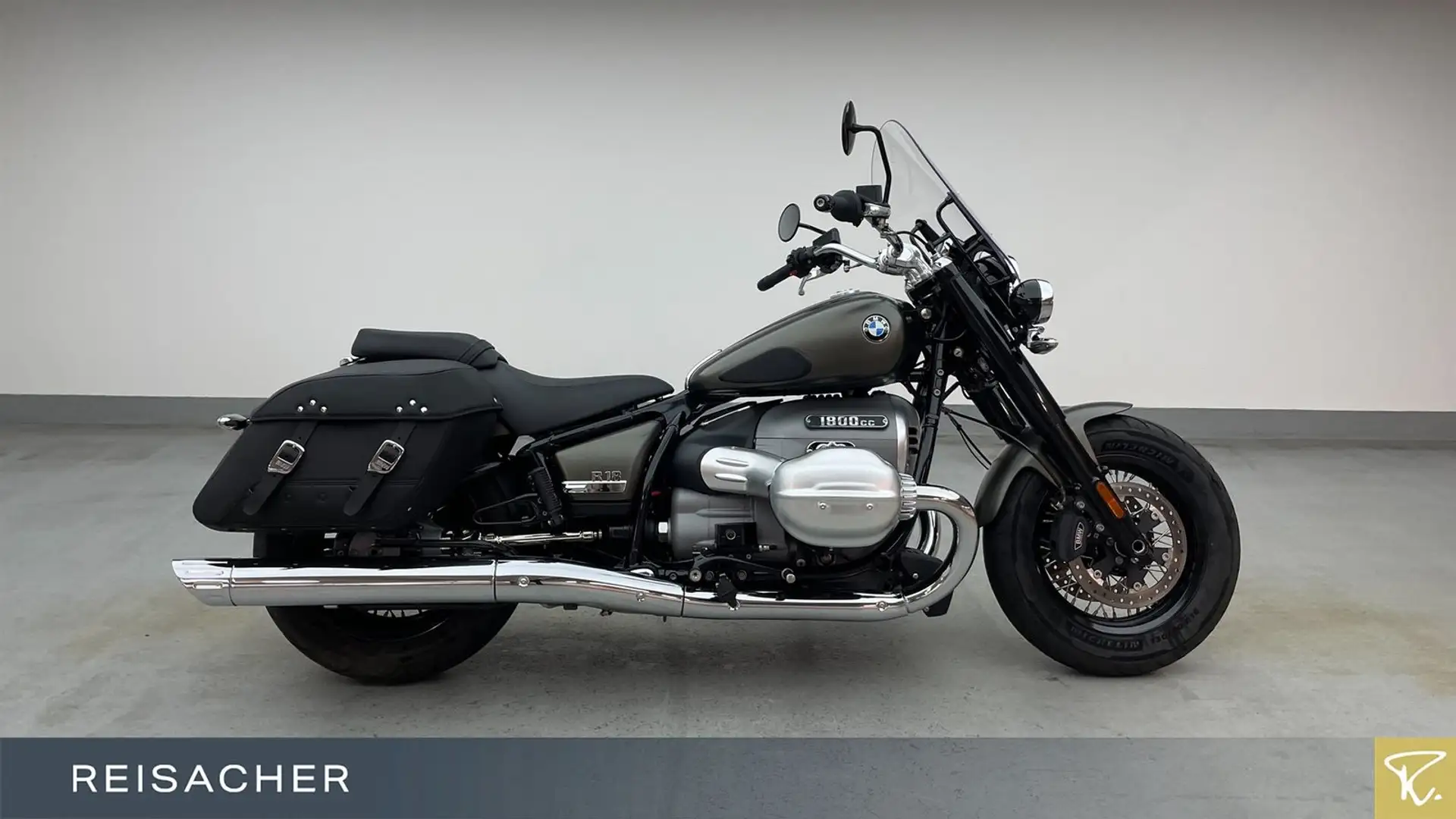 BMW R 18 Classic Manhattan matt - 2