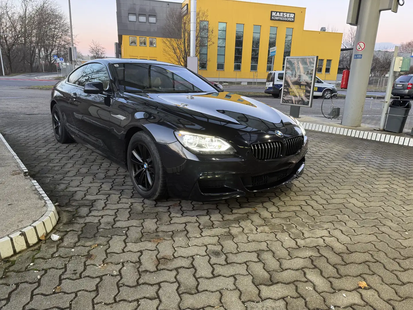 BMW 640 640 d xDrive Schwarz - 1
