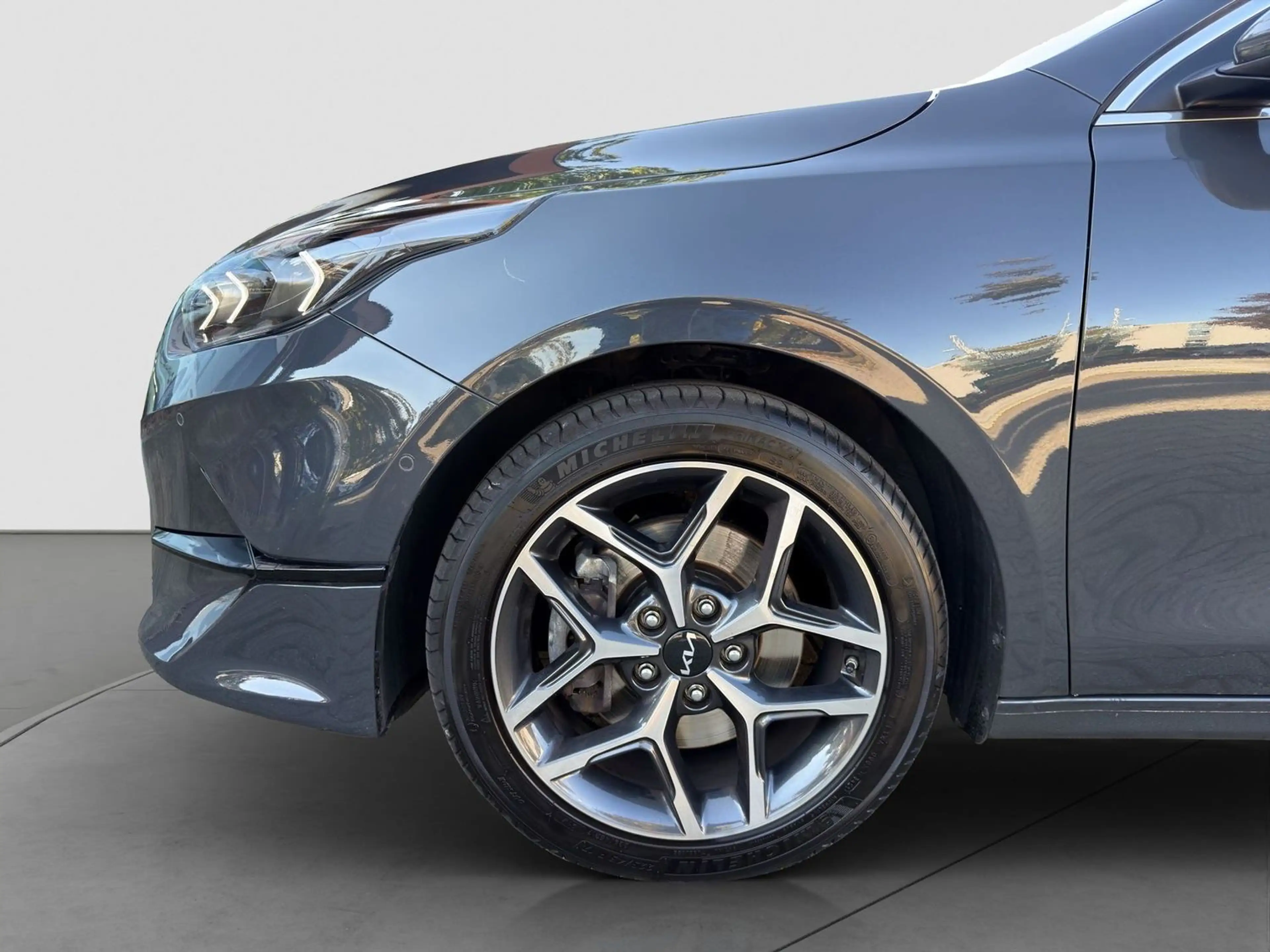 Kia Ceed SW / cee'd SW Automatik Navi ACC LED JBL PDC — photo 9