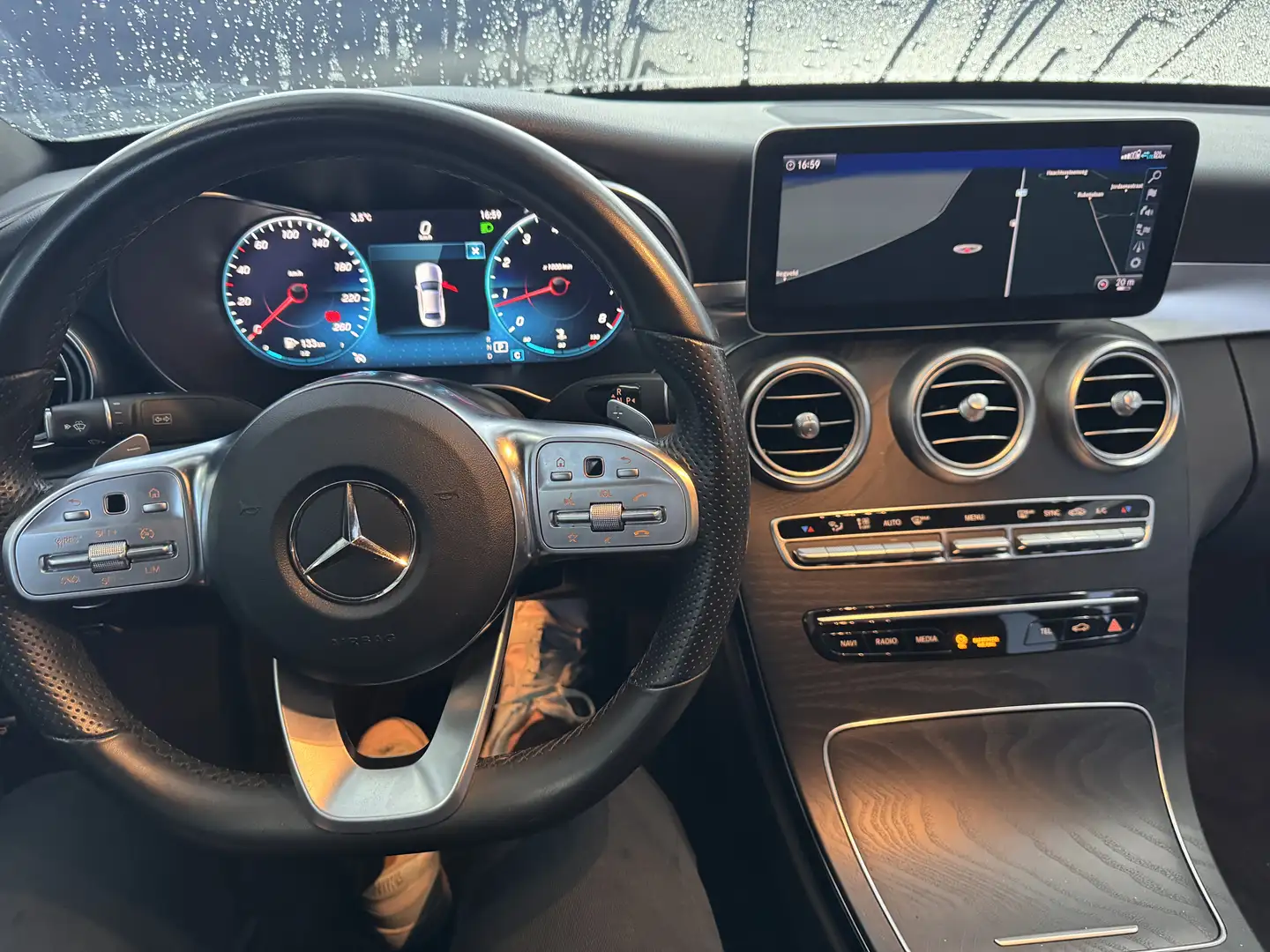 Mercedes-Benz C 180 Business Solution AMG - 2