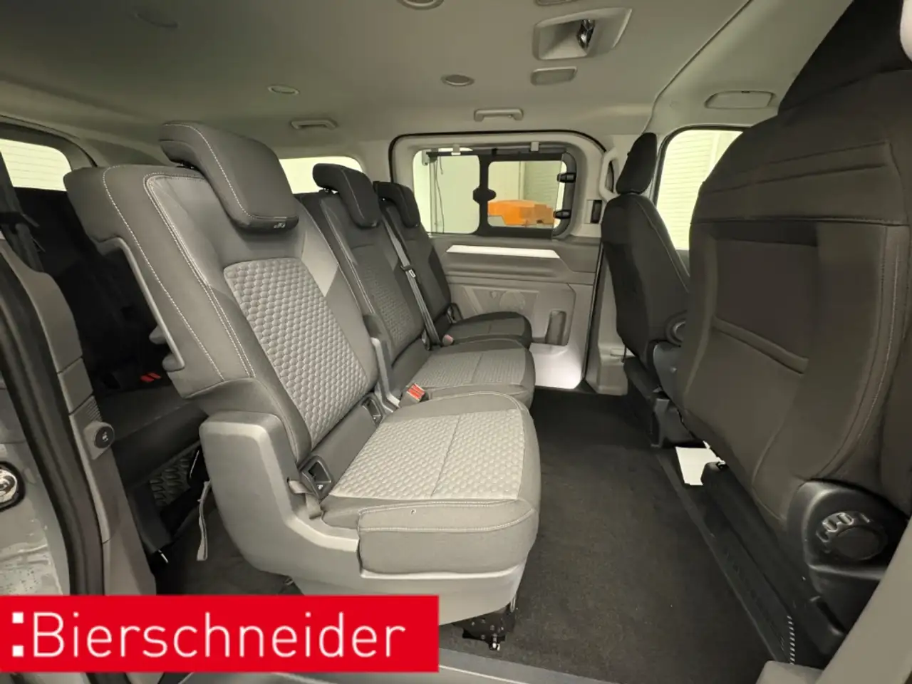 Volkswagen T7 Caravelle 2.0 TDI Edition LANG ALU 19 AHK ACC NAVI 9