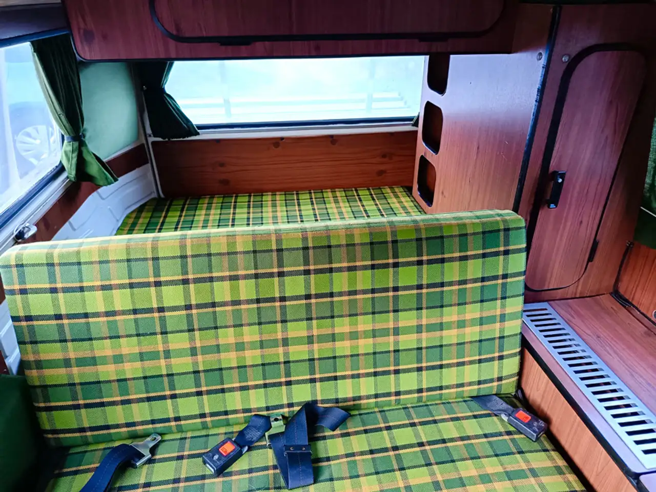 Volkswagen T2B Helsinki avec réhausse fixe, foto 9
