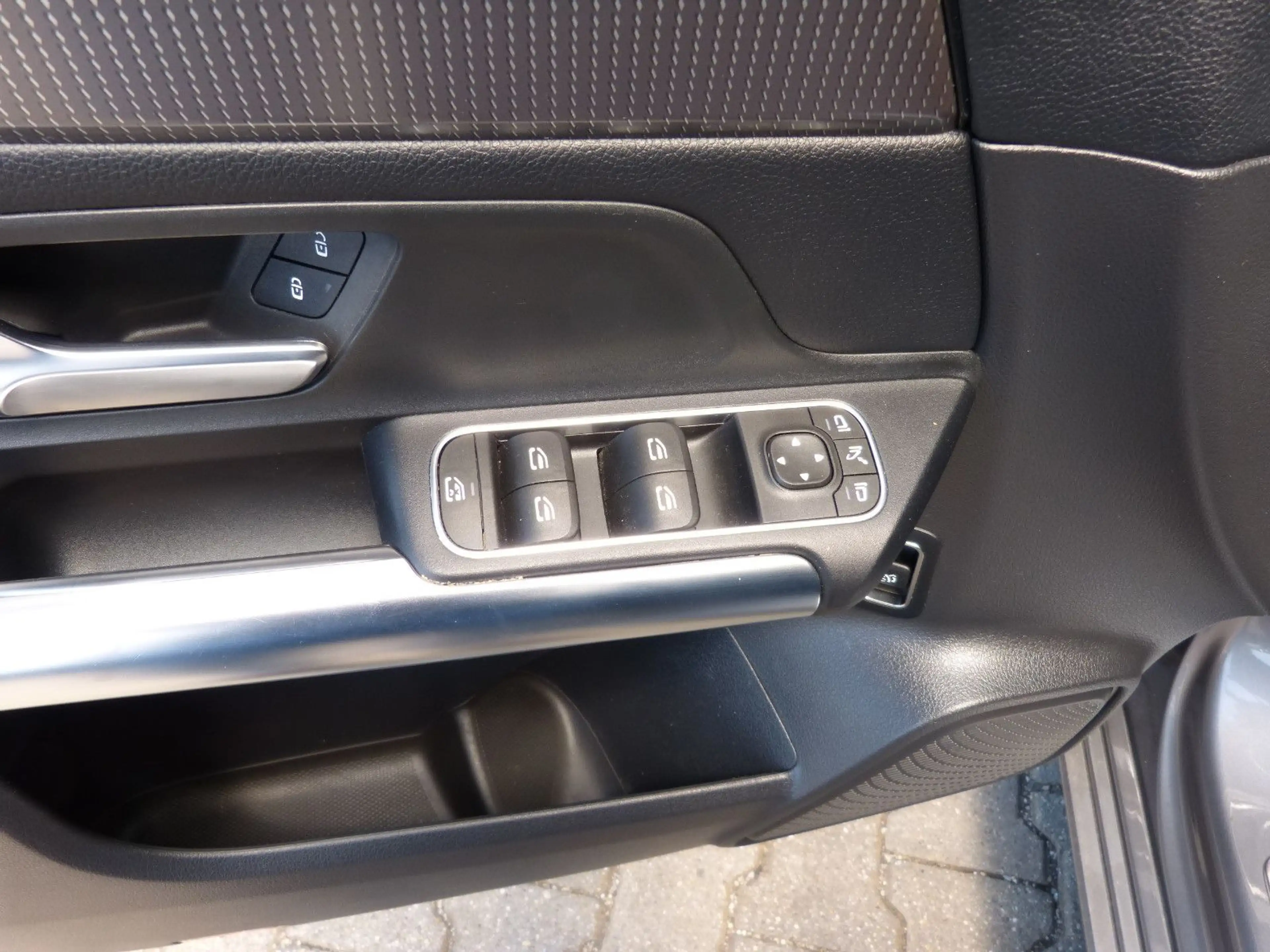 Mercedes-Benz B 180 PROGRESSIVE AHK NAVI PDC MBUX SHZ — photo 15