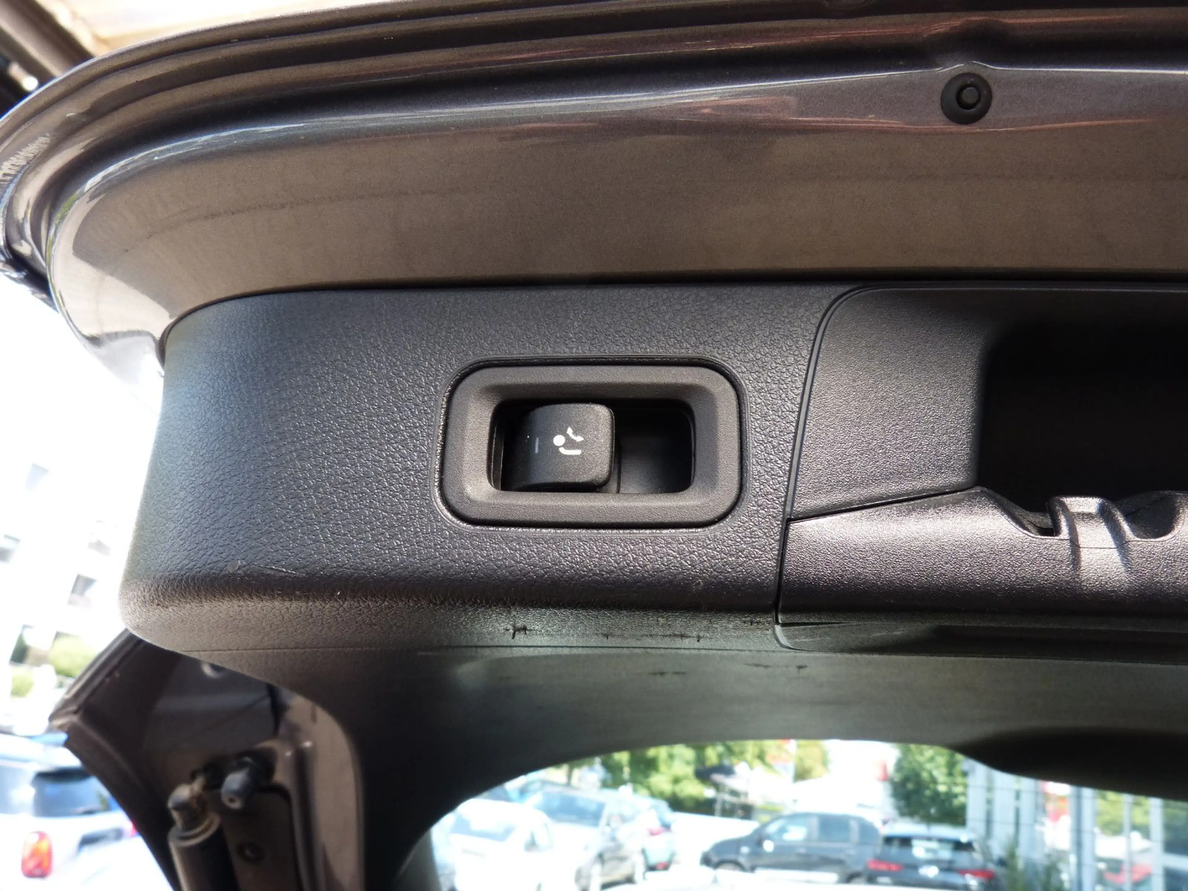 Mercedes-Benz B 180 PROGRESSIVE AHK NAVI PDC MBUX SHZ — photo 13
