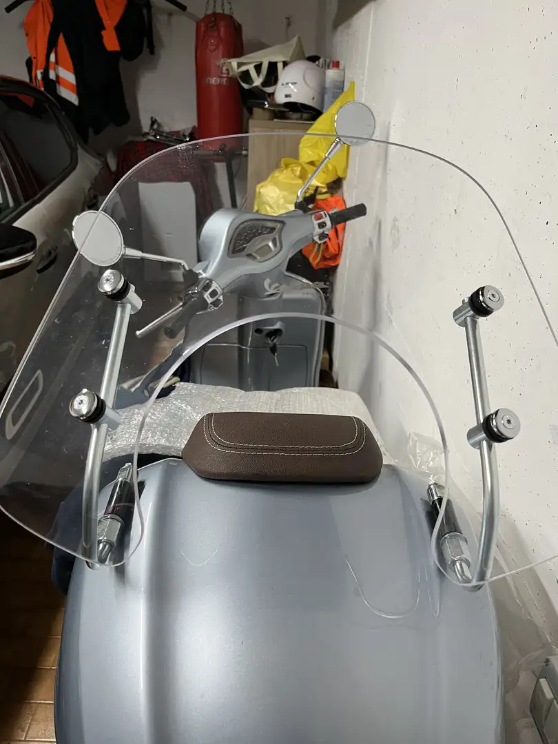 Piaggio Primavera - 1