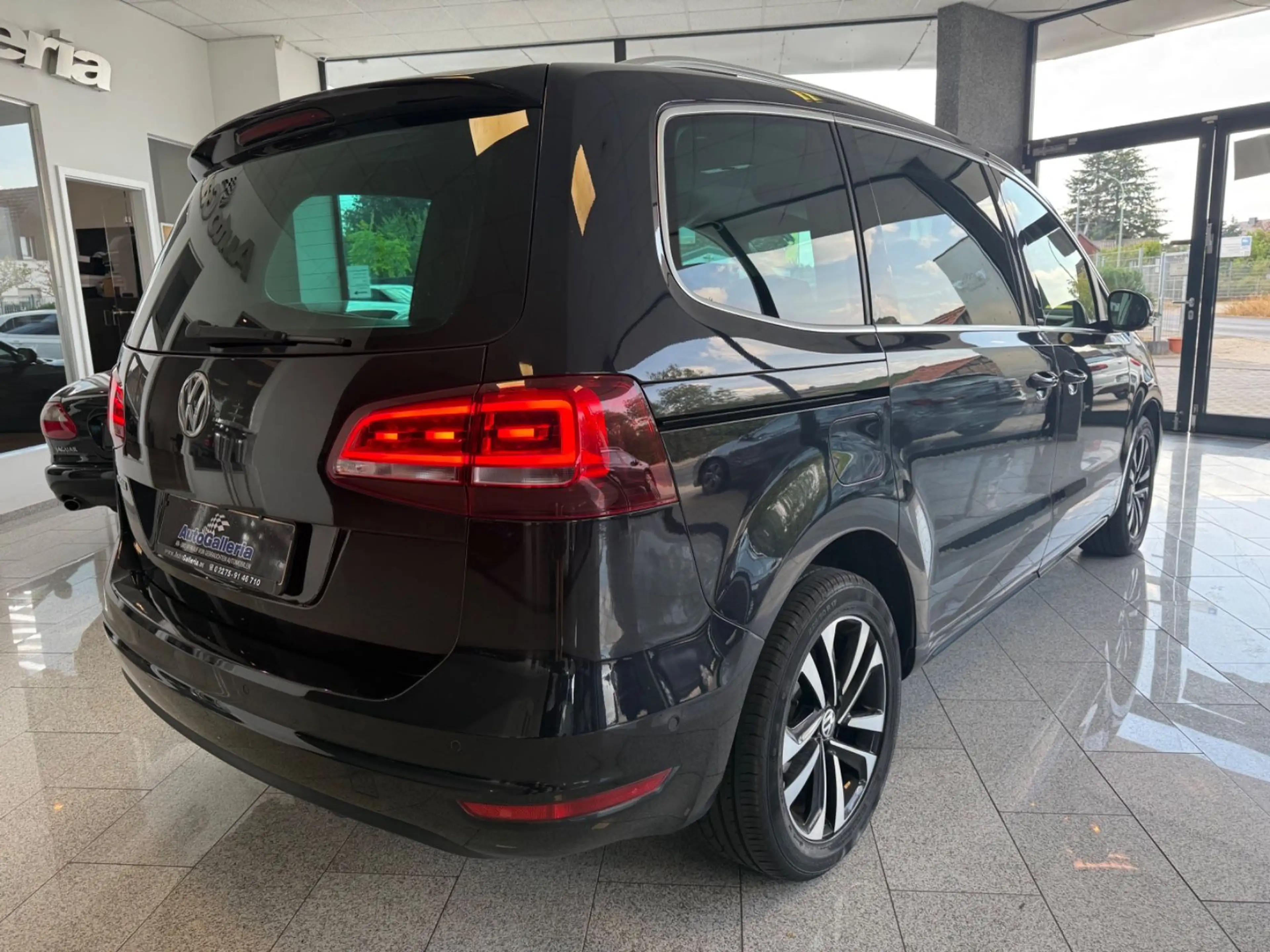Volkswagen Sharan 2.0 TDI IQ.DRIVE Standheiz. Navi ACC AHK — photo 8
